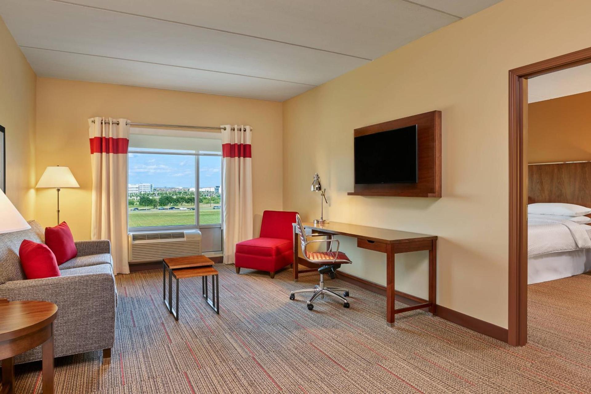 Four Points by Sheraton Dallas Fort Worth Airport North photo 9