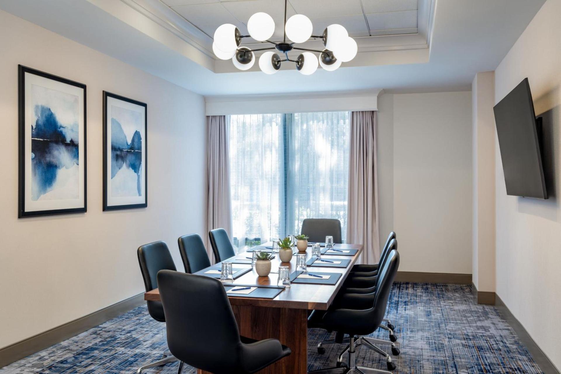 Delta Hotels by Marriott Jacksonville Deerwood photo 53