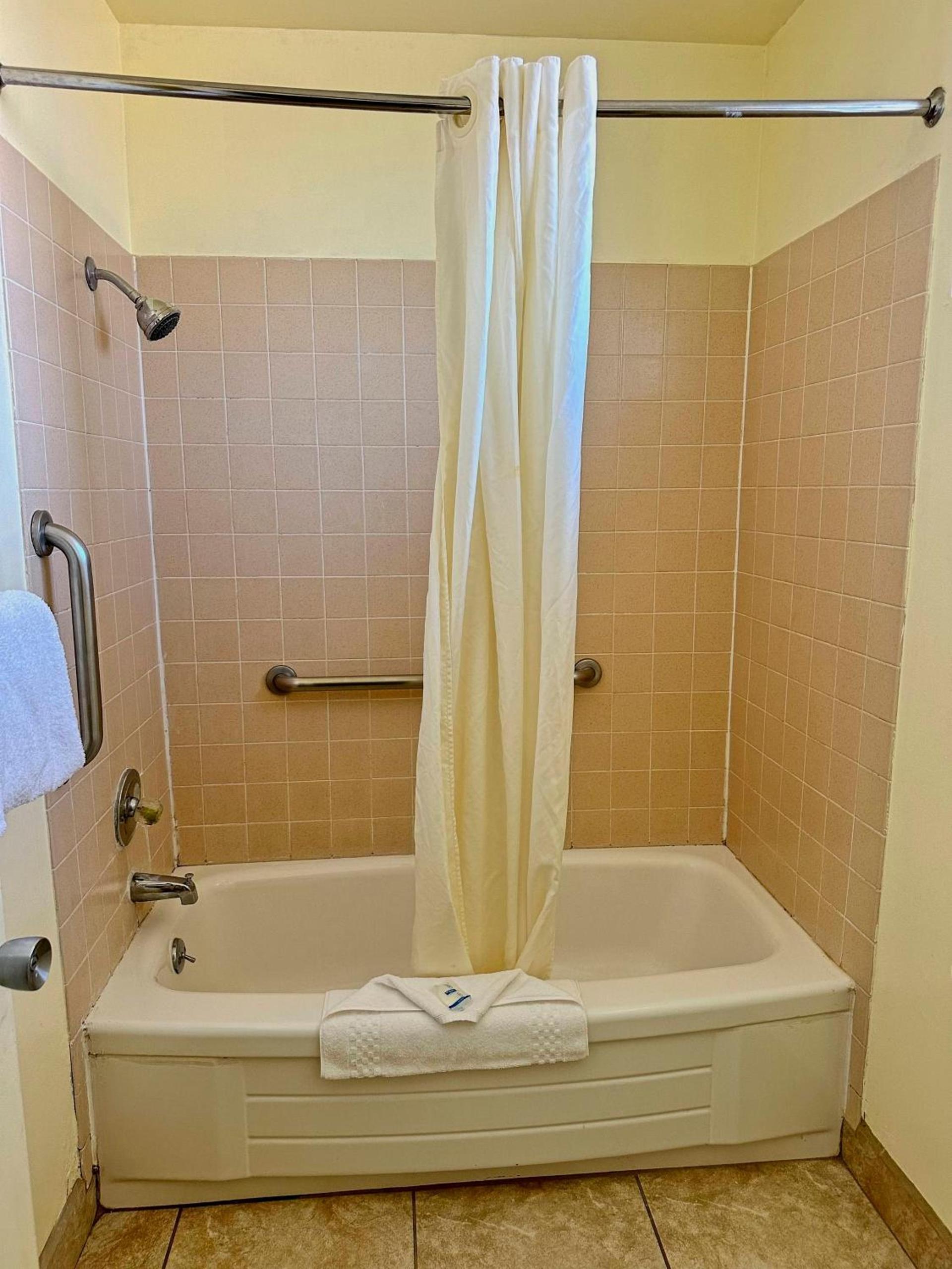 Rodeway Inn Boardman - Hermiston photo 33