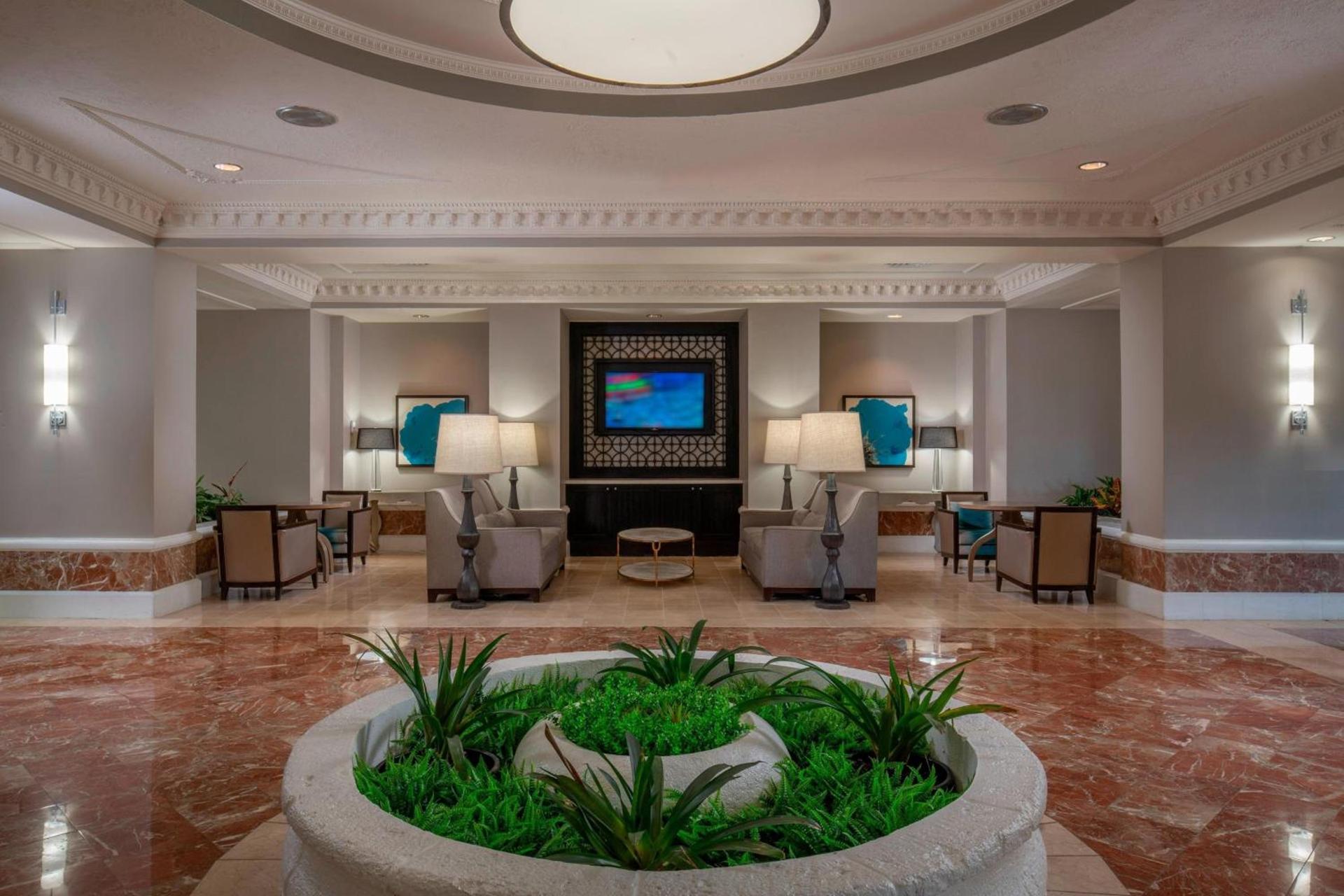 Sheraton Suites Fort Lauderdale at Cypress Creek photo 6