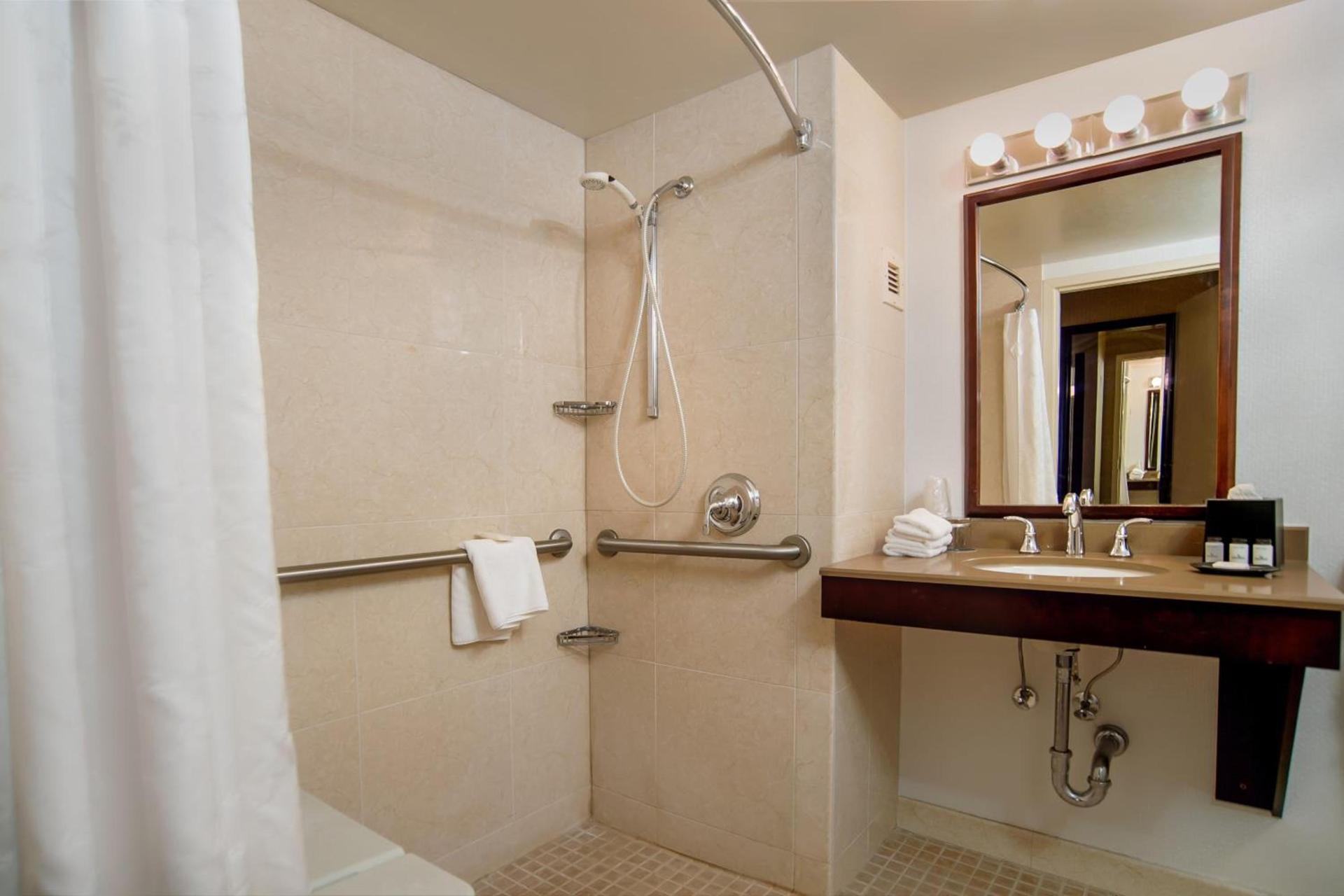 Sheraton Westport Plaza photo 40