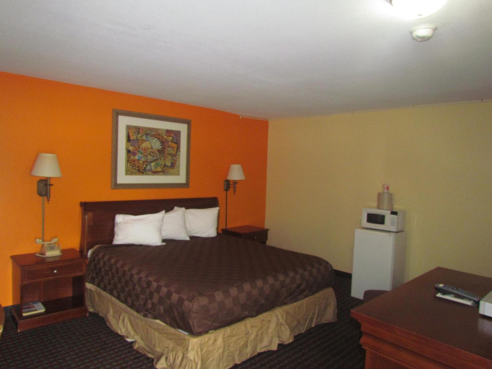 Red Carpet Inn - Augusta photo 22