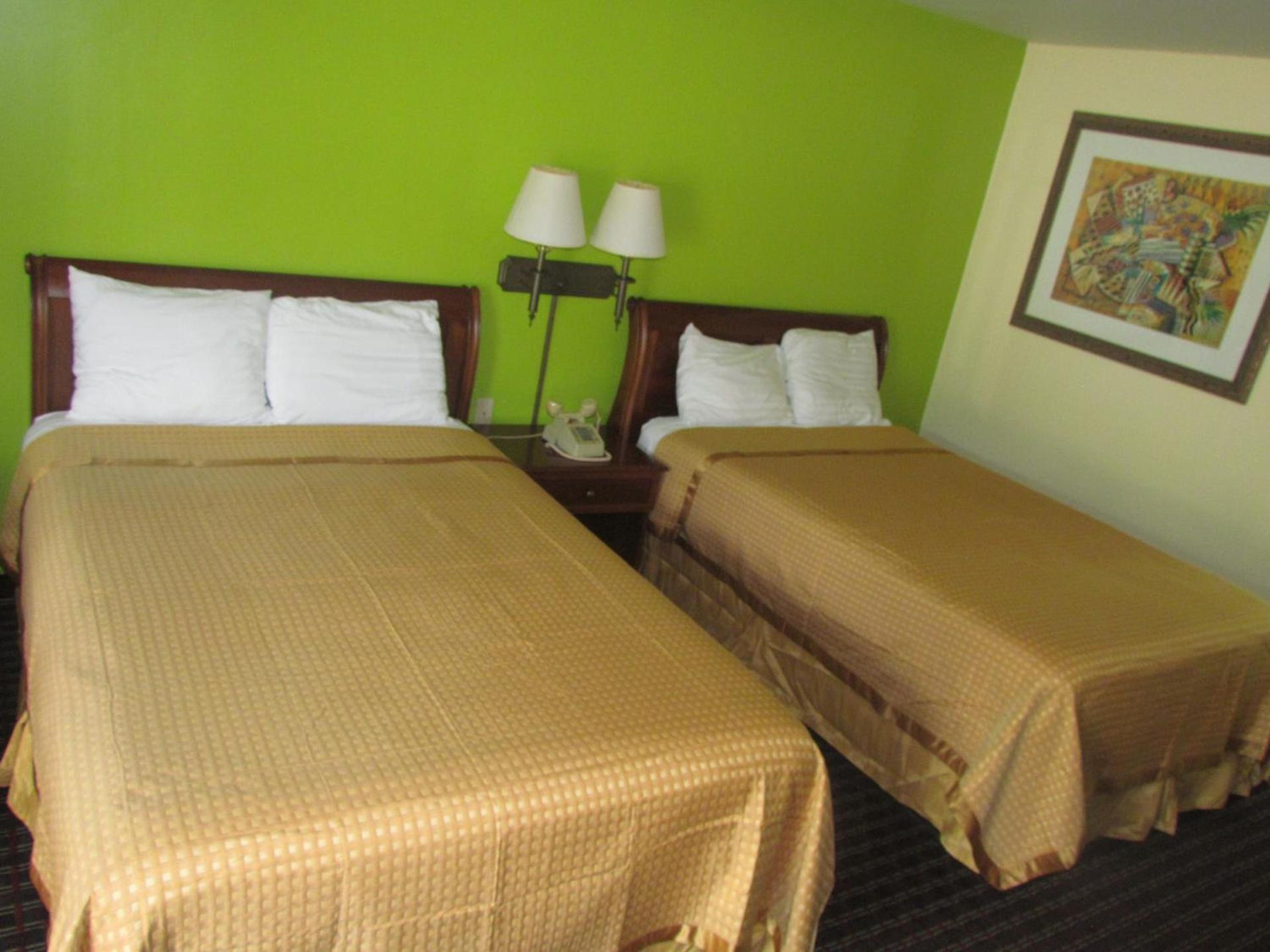 Red Carpet Inn - Augusta photo 25