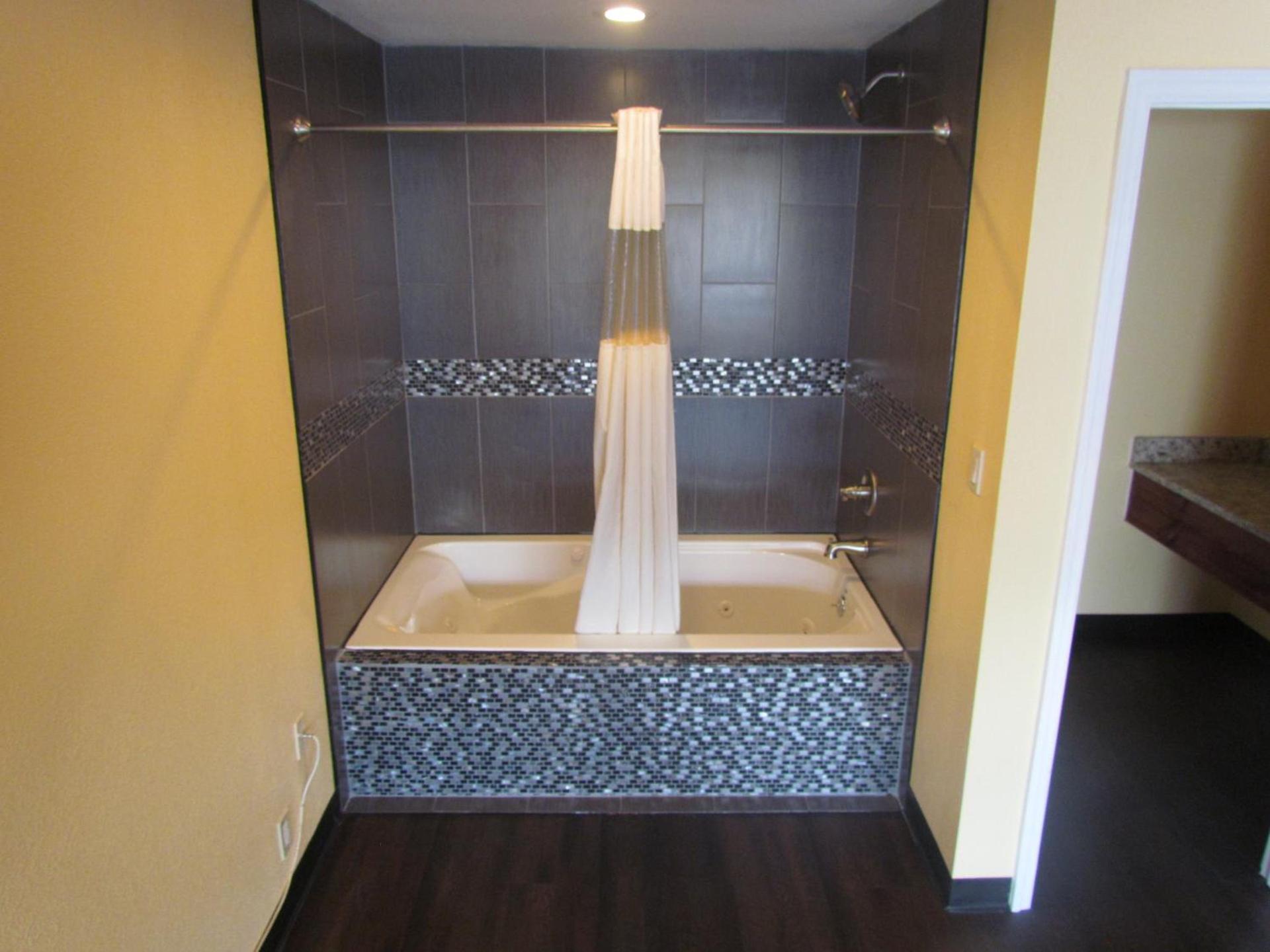 Red Carpet Inn - Augusta photo 19