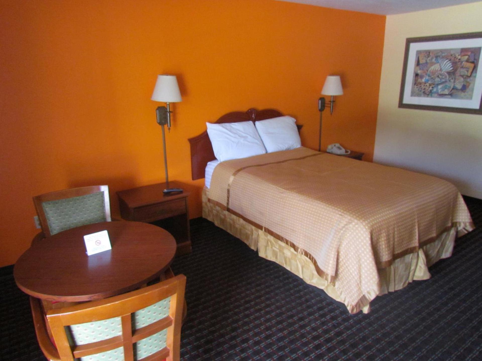Red Carpet Inn - Augusta photo 27