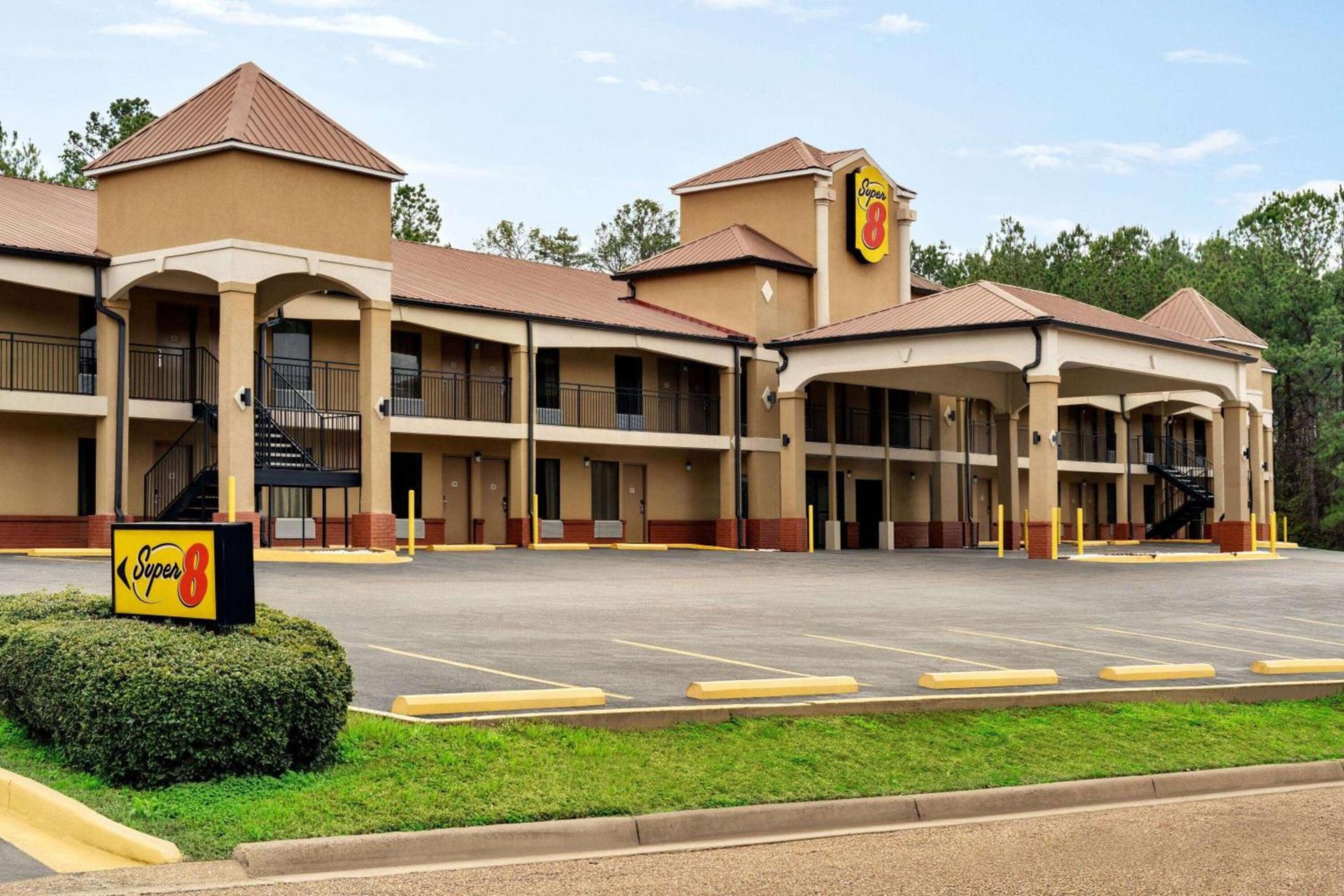 Super 8 by Wyndham Pearl/Jackson/East — hotel in Pearl