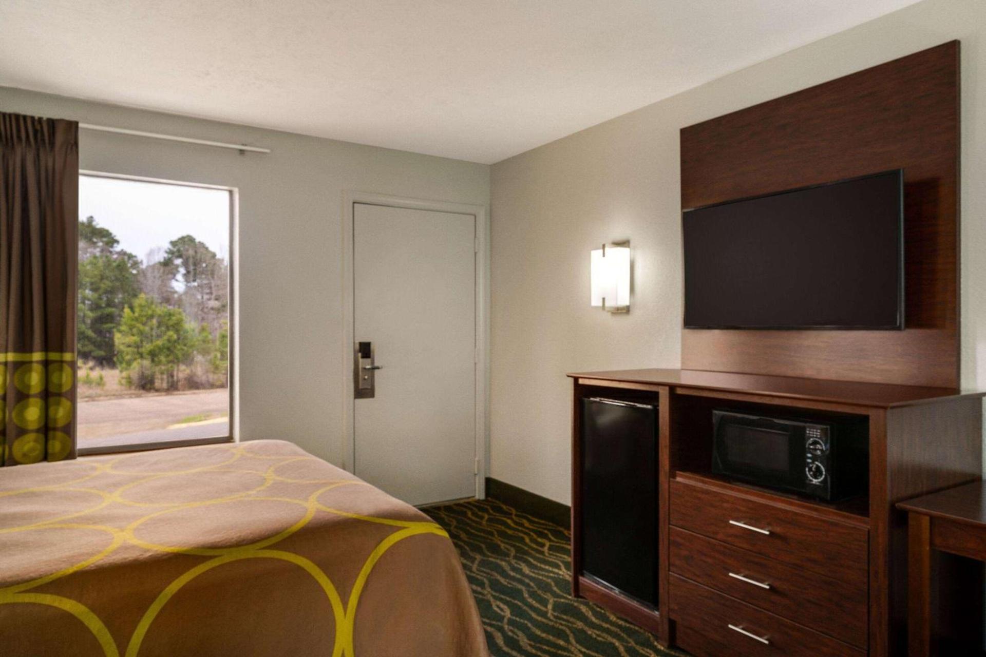 Super 8 by Wyndham Pearl/Jackson Airport photo 7
