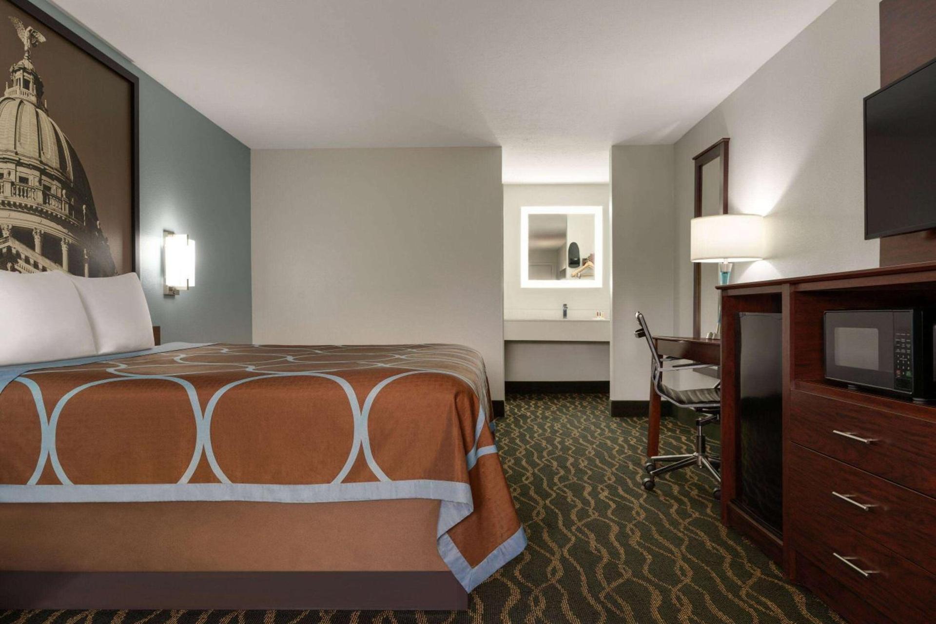 Super 8 by Wyndham Pearl/Jackson Airport photo 24