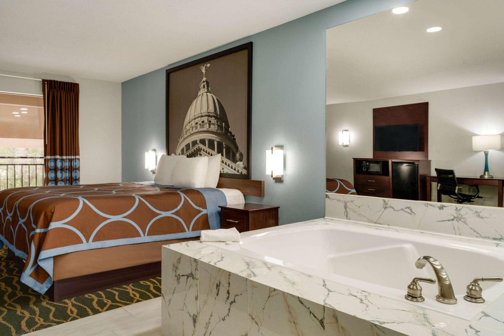 Super 8 by Wyndham Pearl/Jackson Airport photo 30