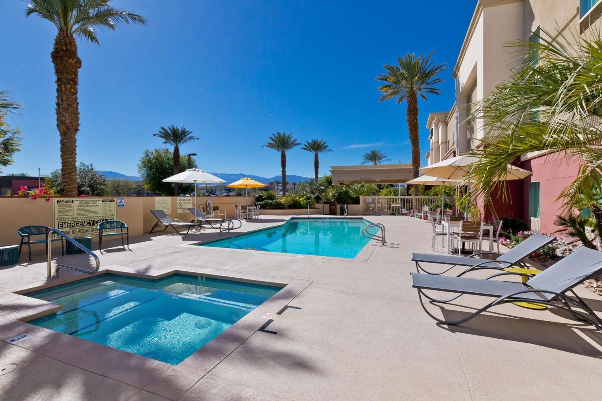Hampton Inn & Suites Palm Desert photo 8