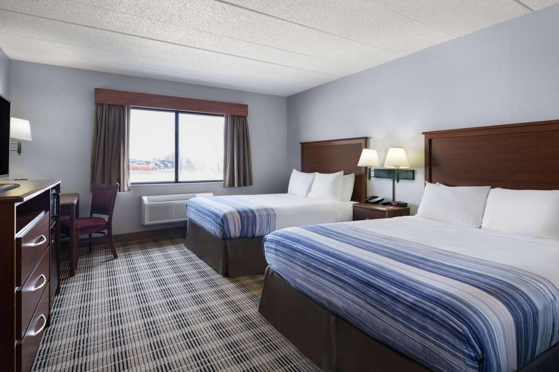 AmericInn by Wyndham Stuart photo 5