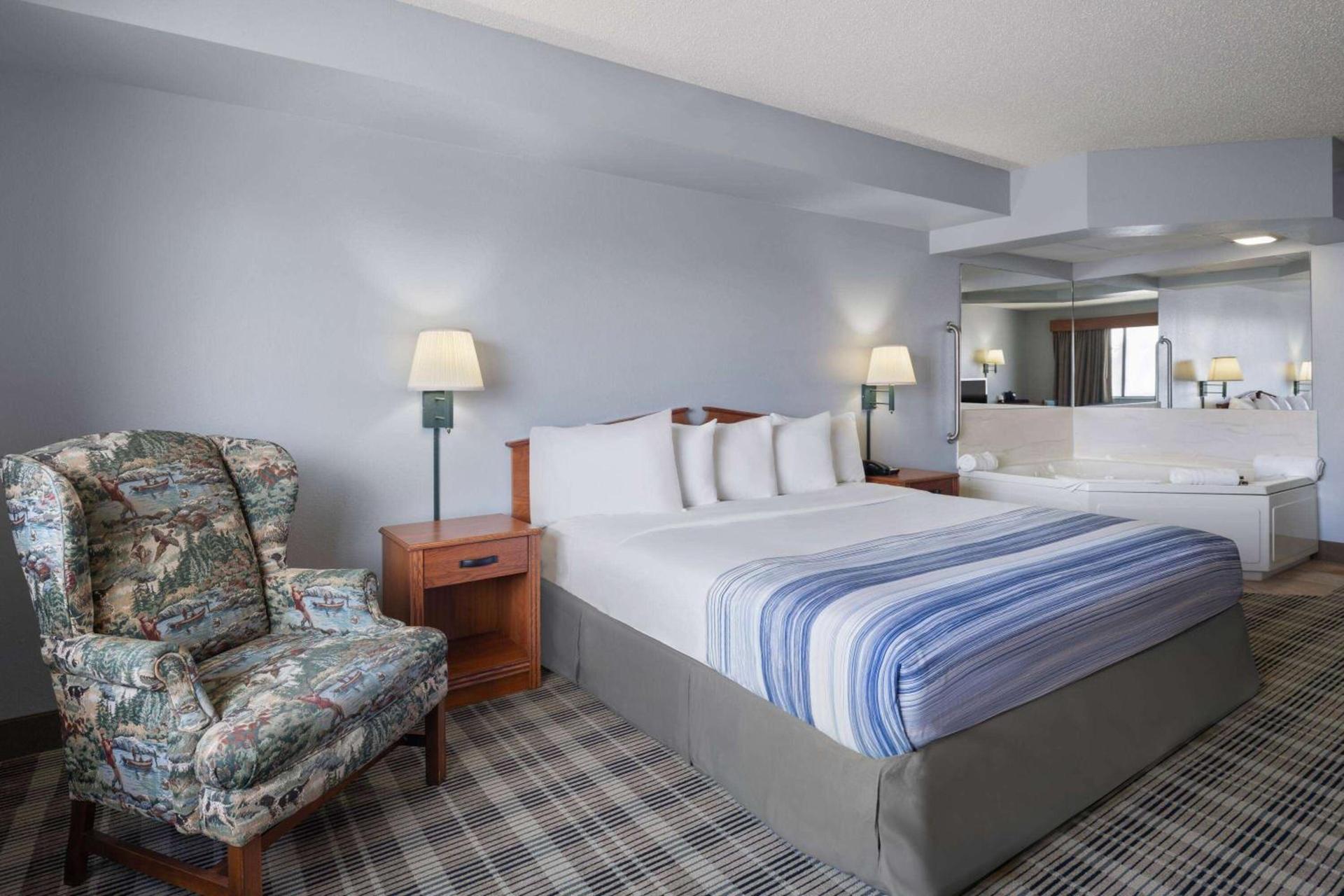 AmericInn by Wyndham Stuart photo 7