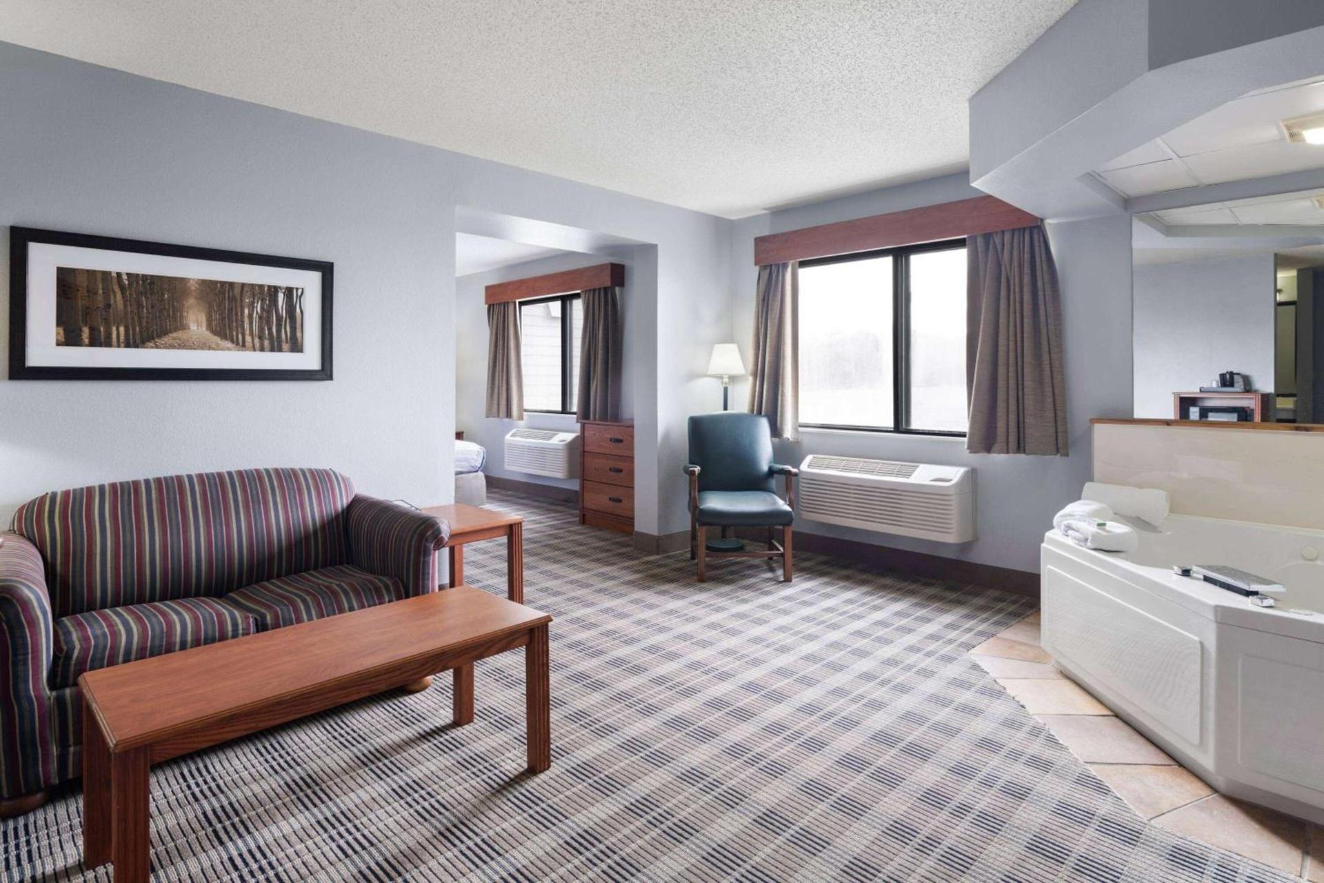 AmericInn by Wyndham Stuart photo 17