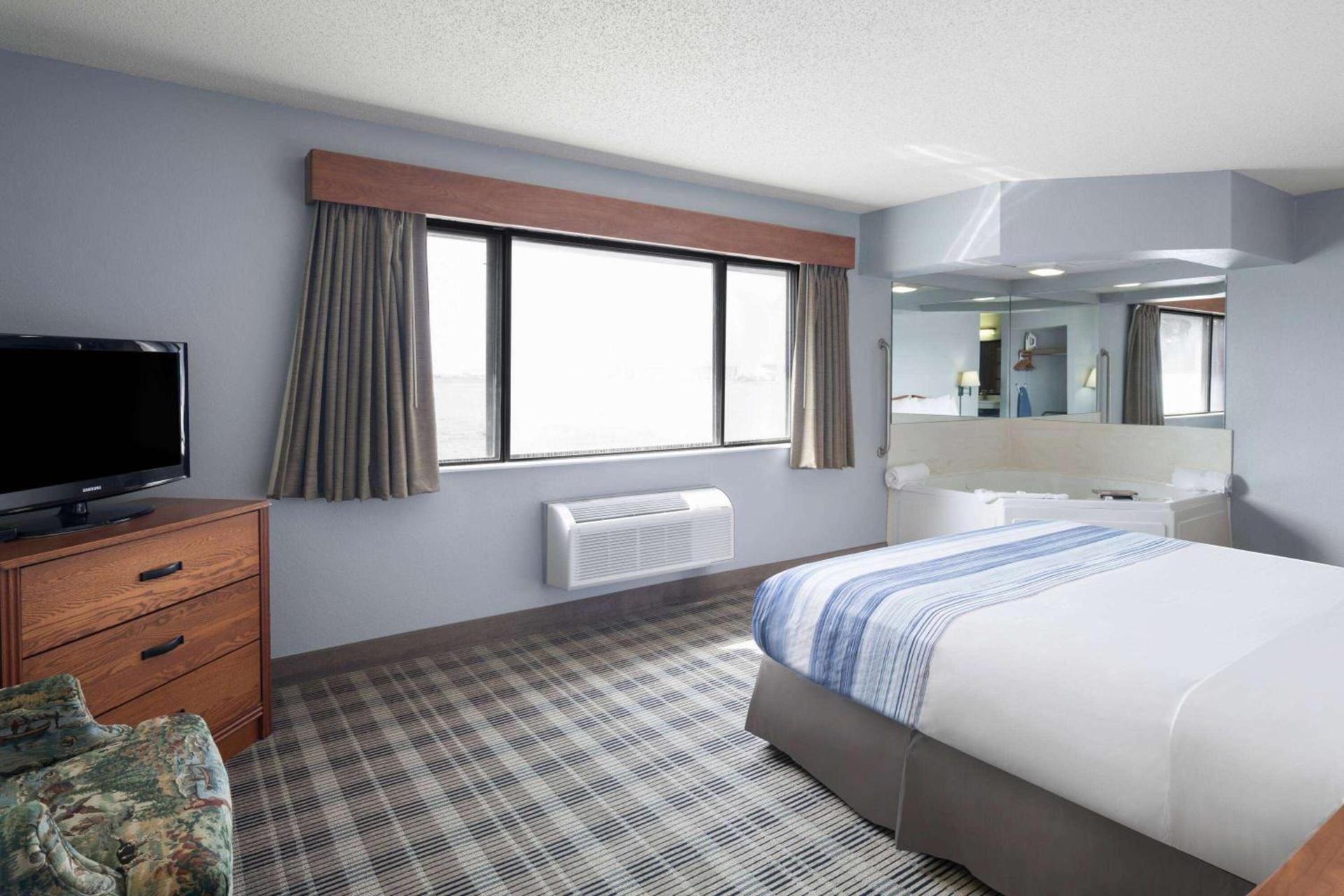 AmericInn by Wyndham Stuart photo 20