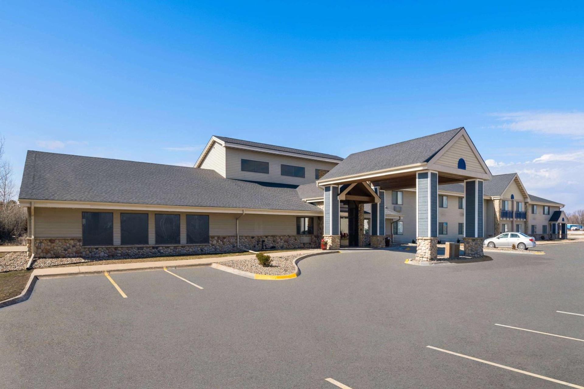 AmericInn by Wyndham Stuart photo 27