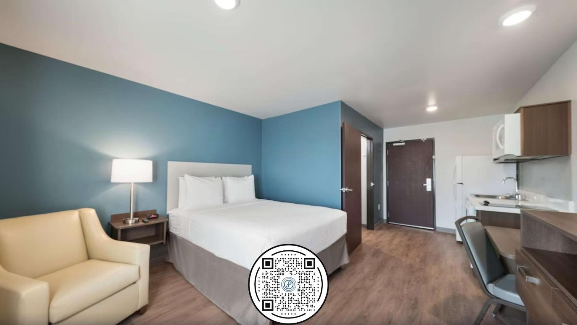 WoodSpring Suites Dallas Plano Central Legacy Drive photo 37