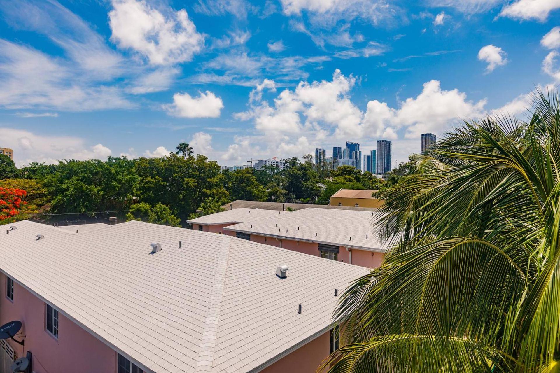 Aerie Apartments photo 10