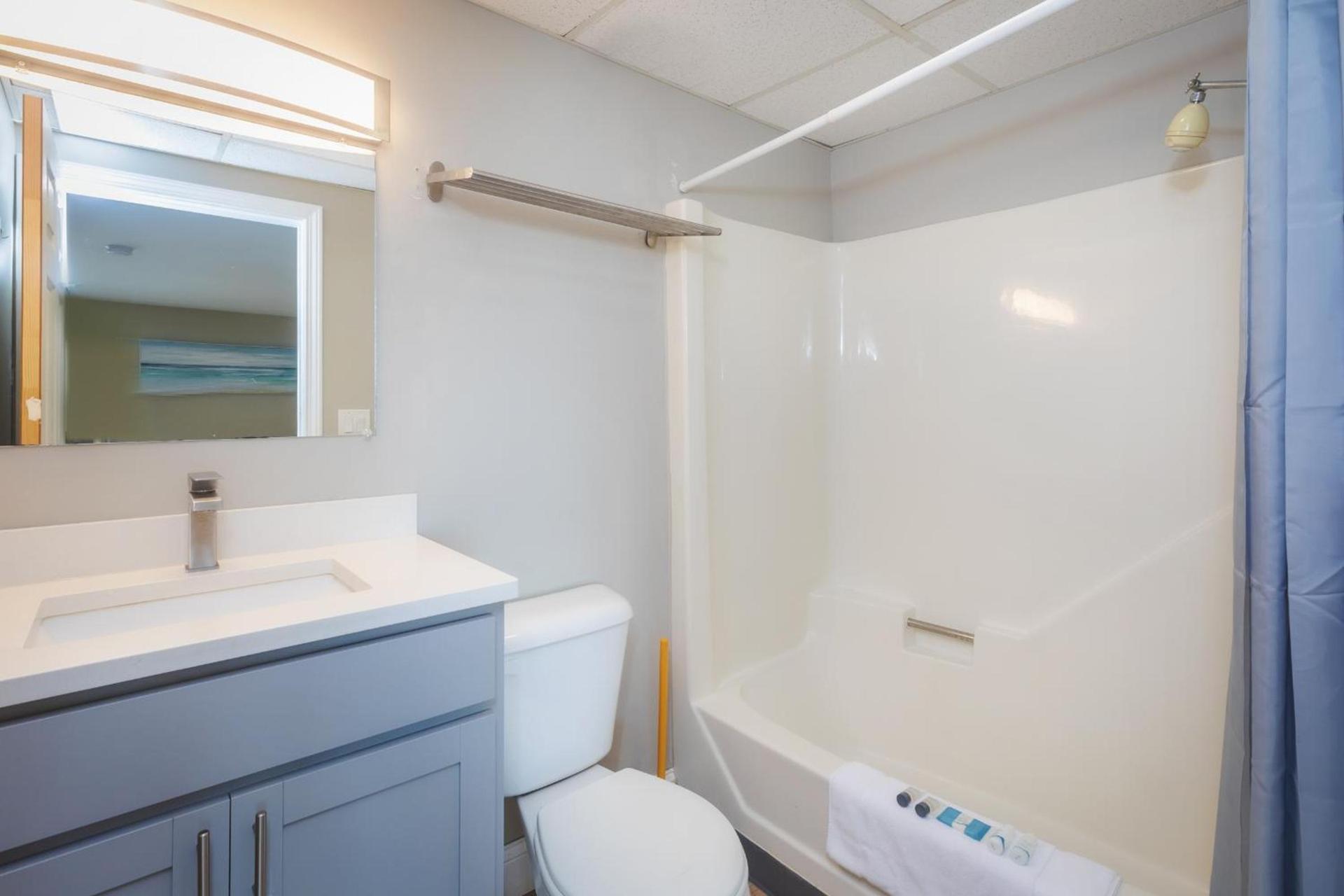 The Atlantic Motel photo 18