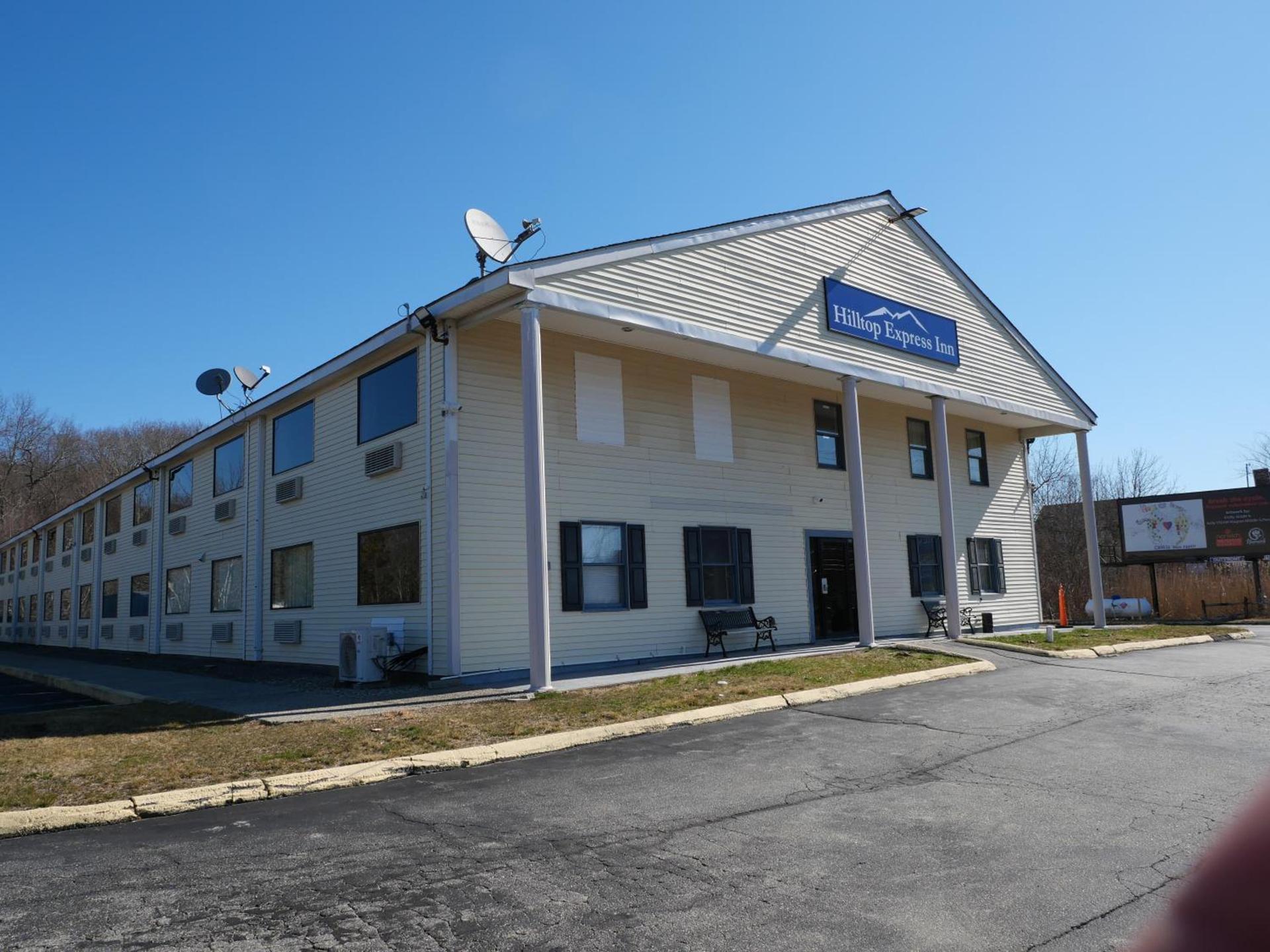Hilltop Express Inn photo 3