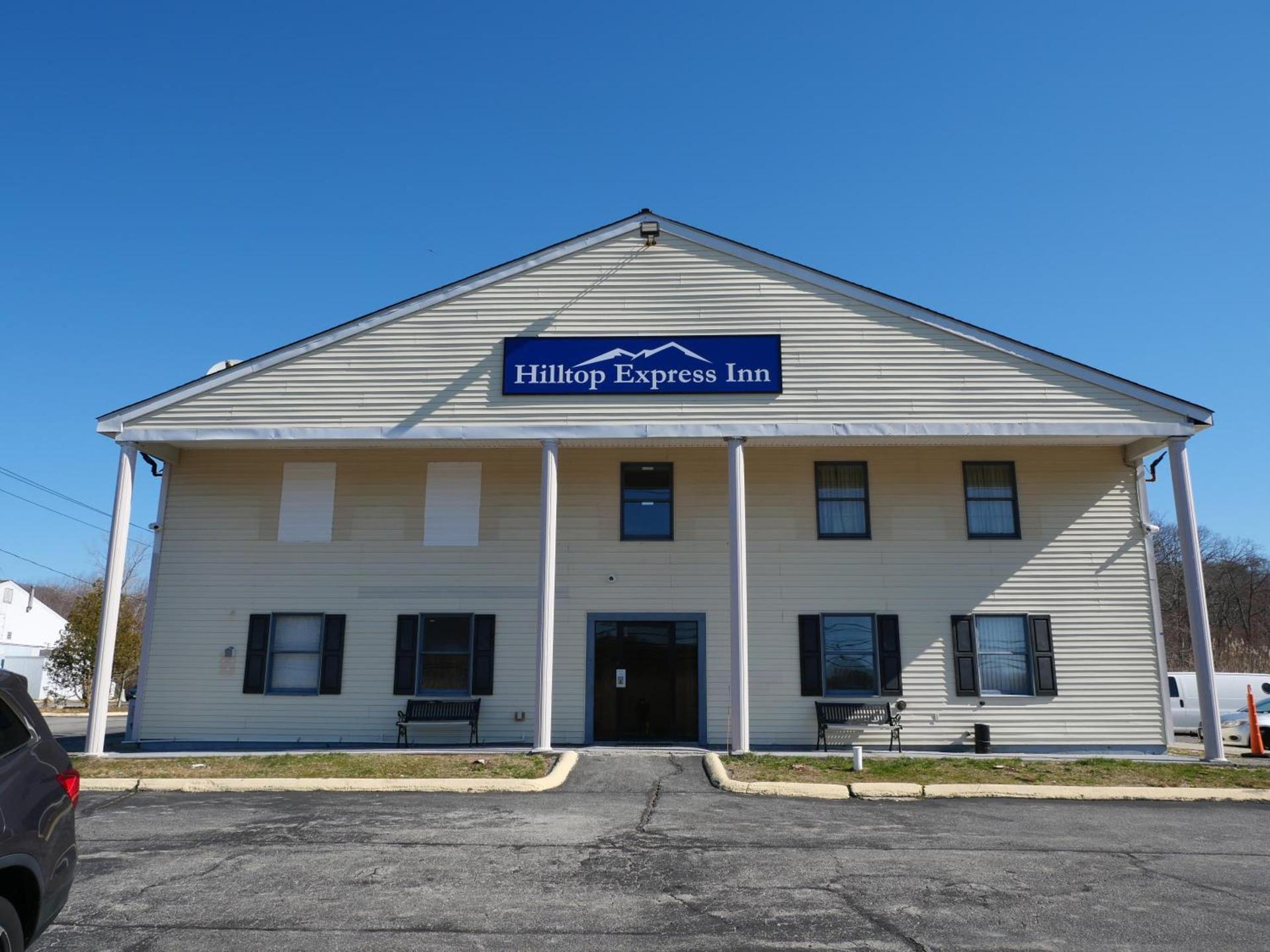 Hilltop Express Inn — hotel in Groton