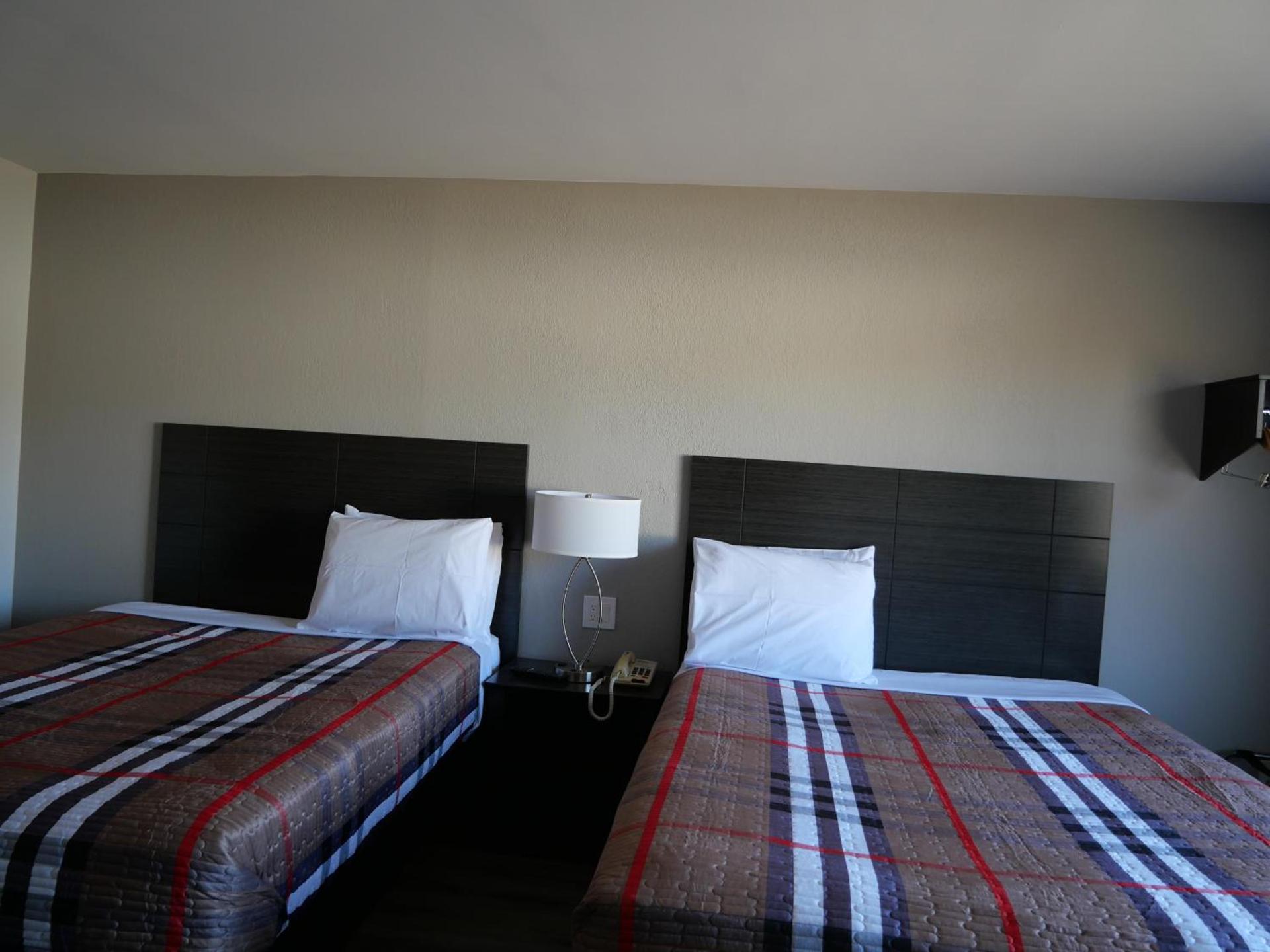 Hilltop Express Inn photo 8