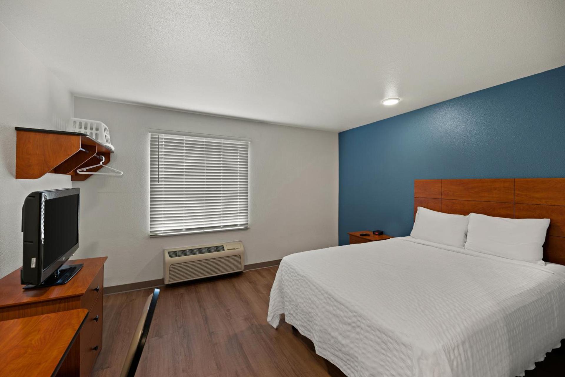 WoodSpring Suites El Paso photo 6