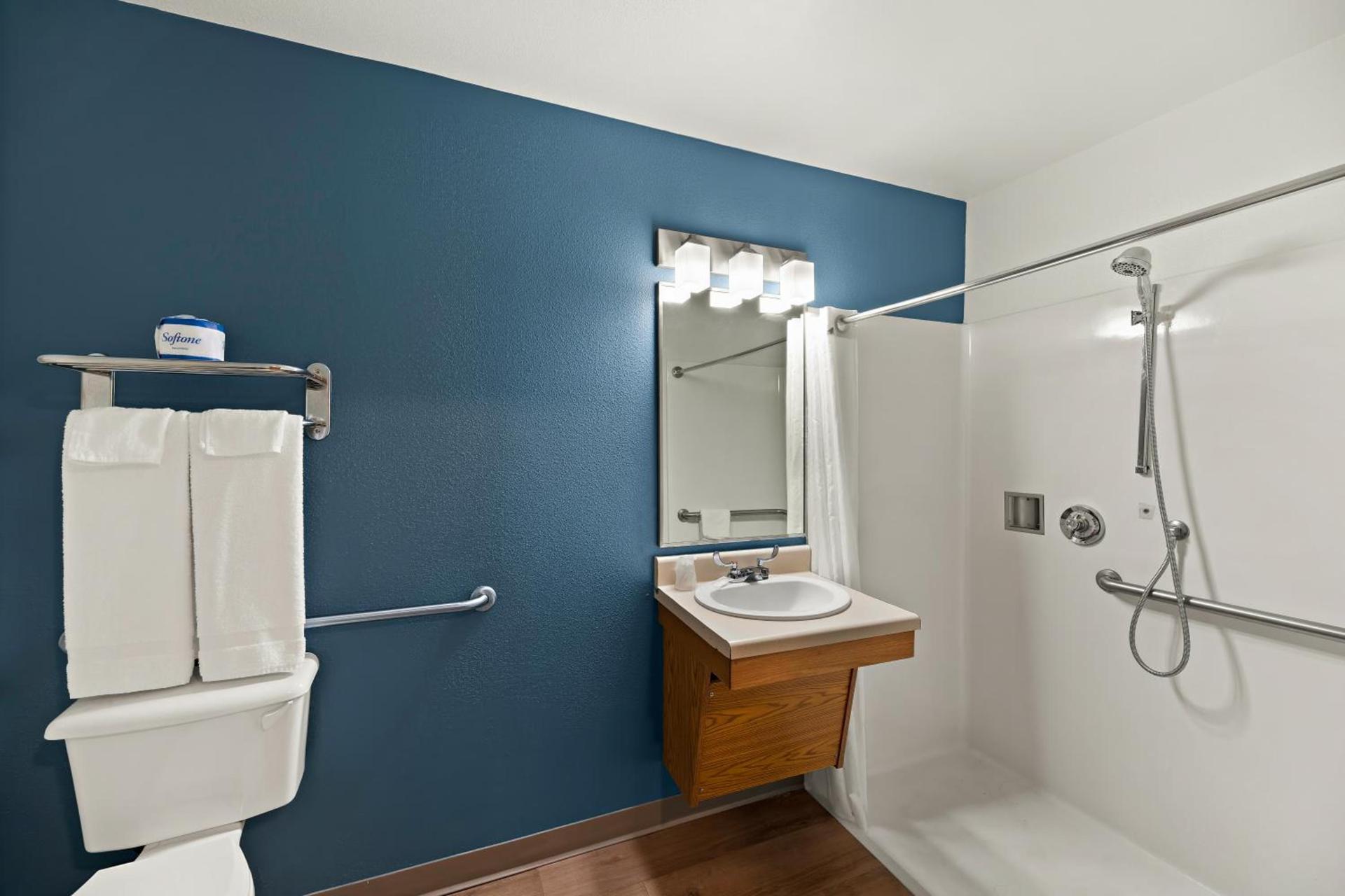 WoodSpring Suites El Paso photo 16