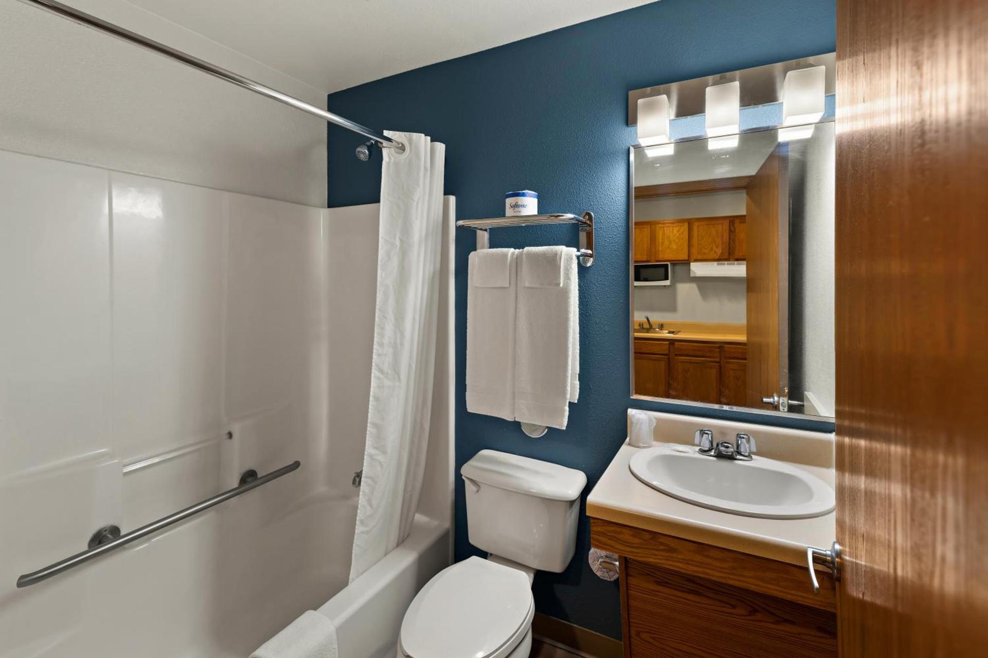 WoodSpring Suites El Paso photo 11