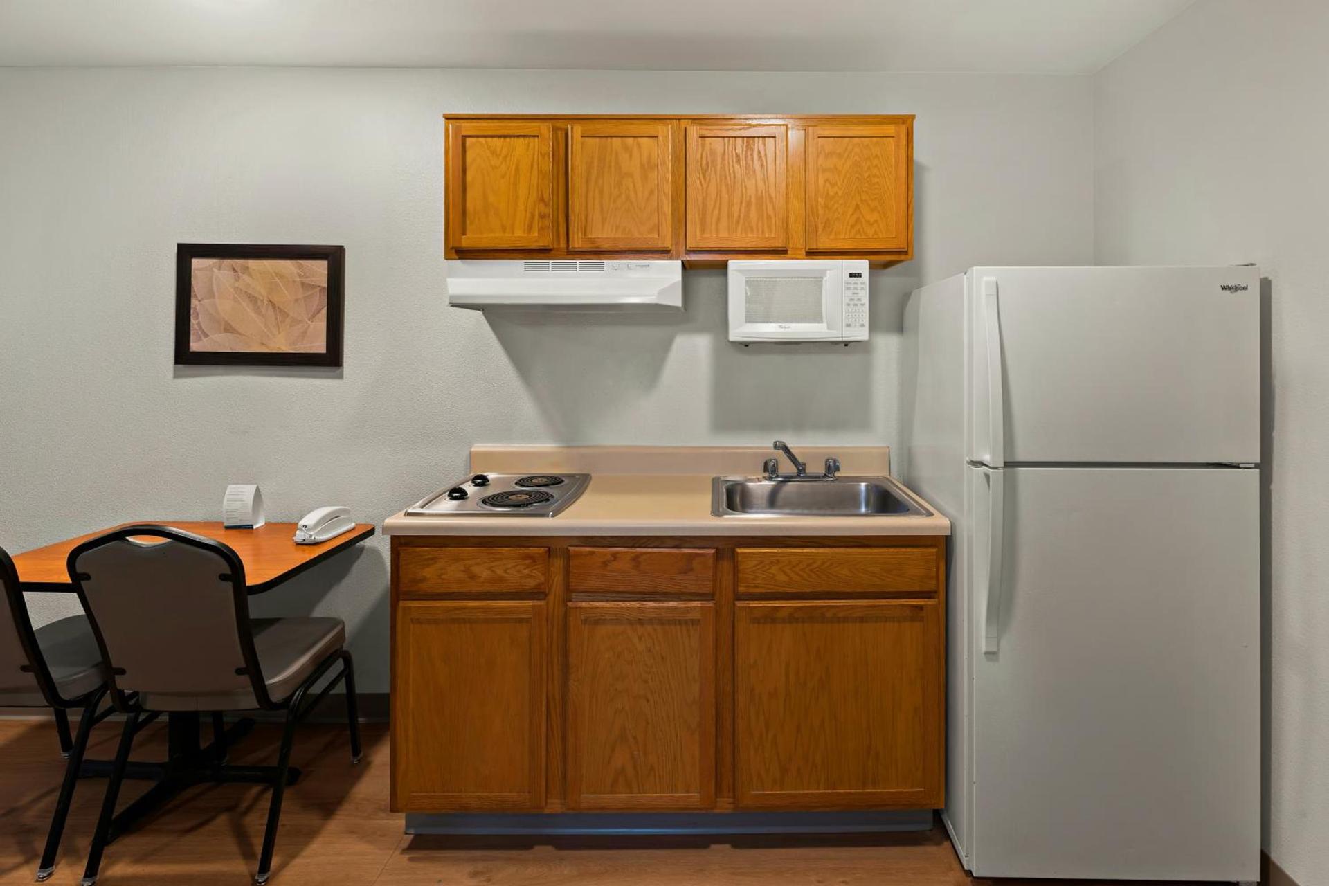 WoodSpring Suites El Paso photo 22