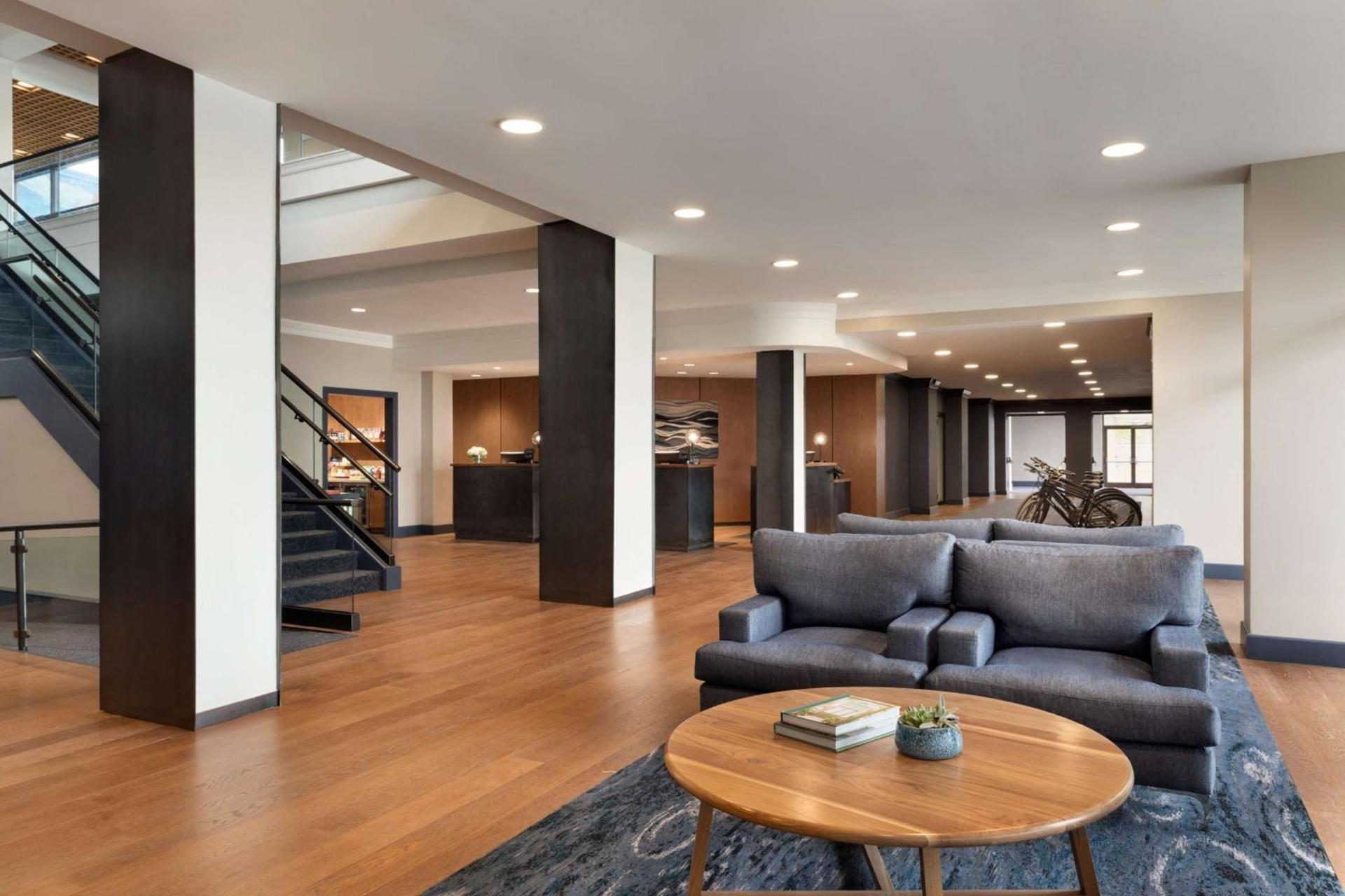 Hotel Champlain Burlington, Curio Collection by Hilton photo 8
