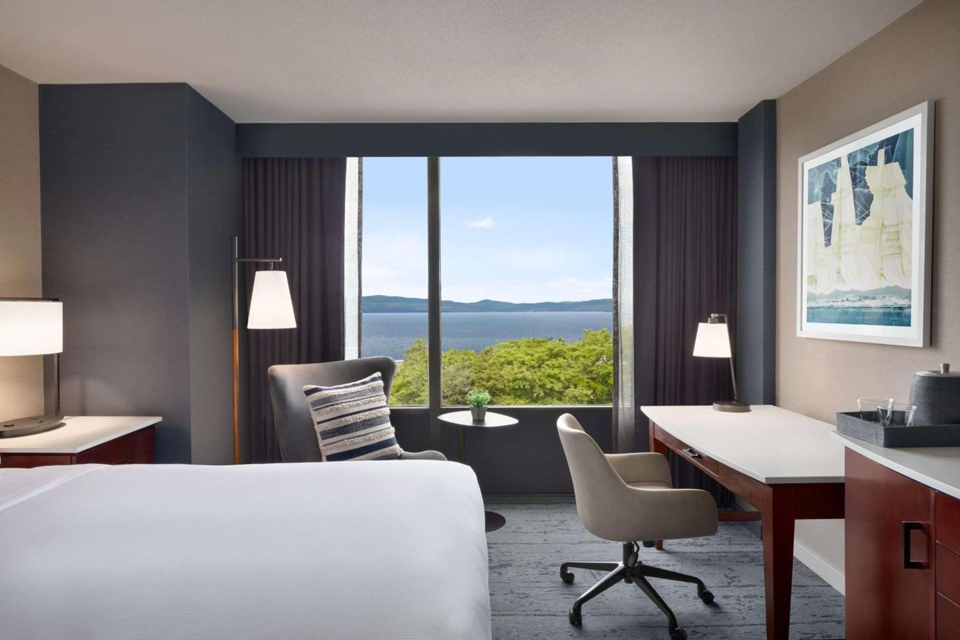 Hotel Champlain Burlington, Curio Collection by Hilton photo 25