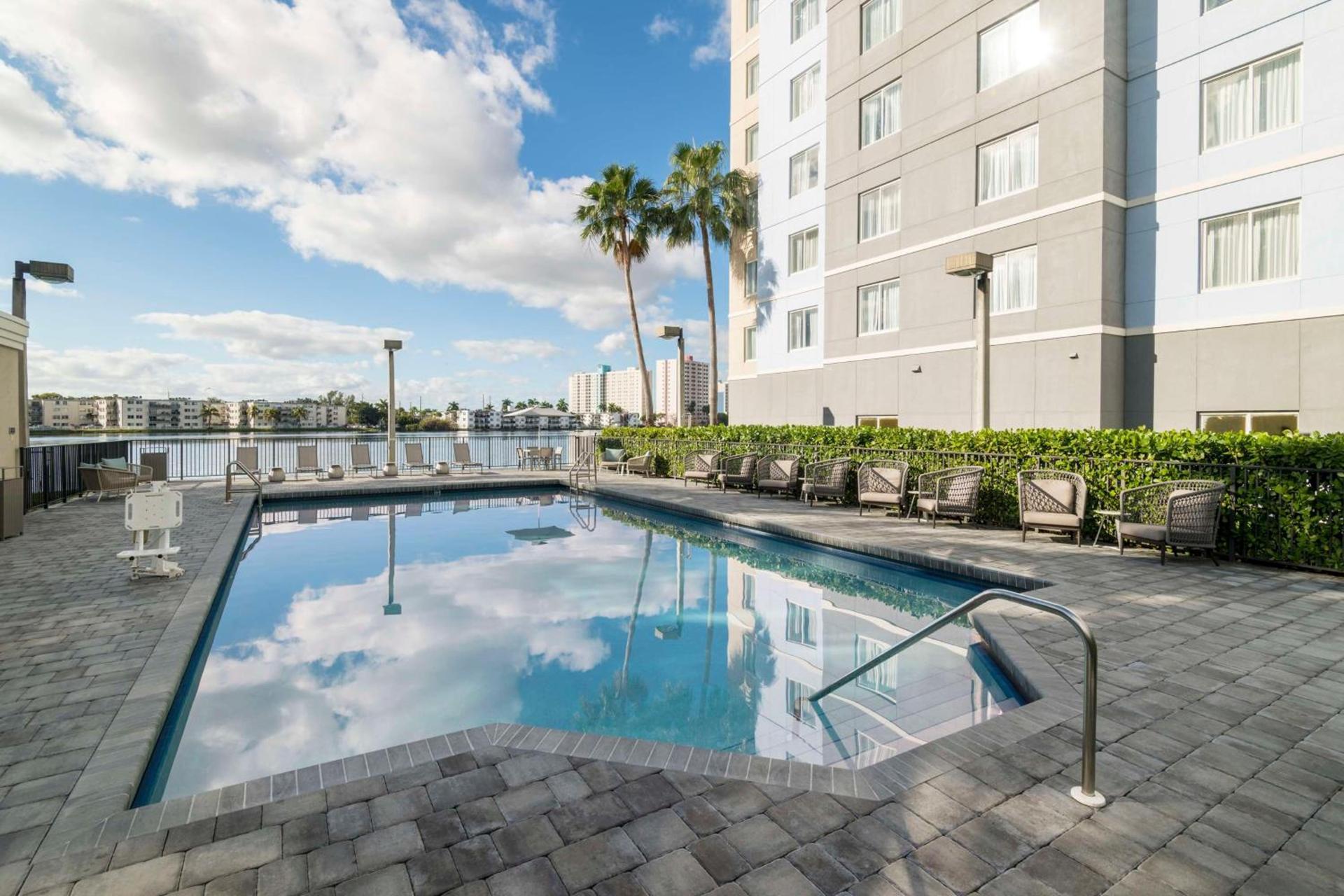 Homewood Suites Miami Airport/Blue Lagoon photo 15