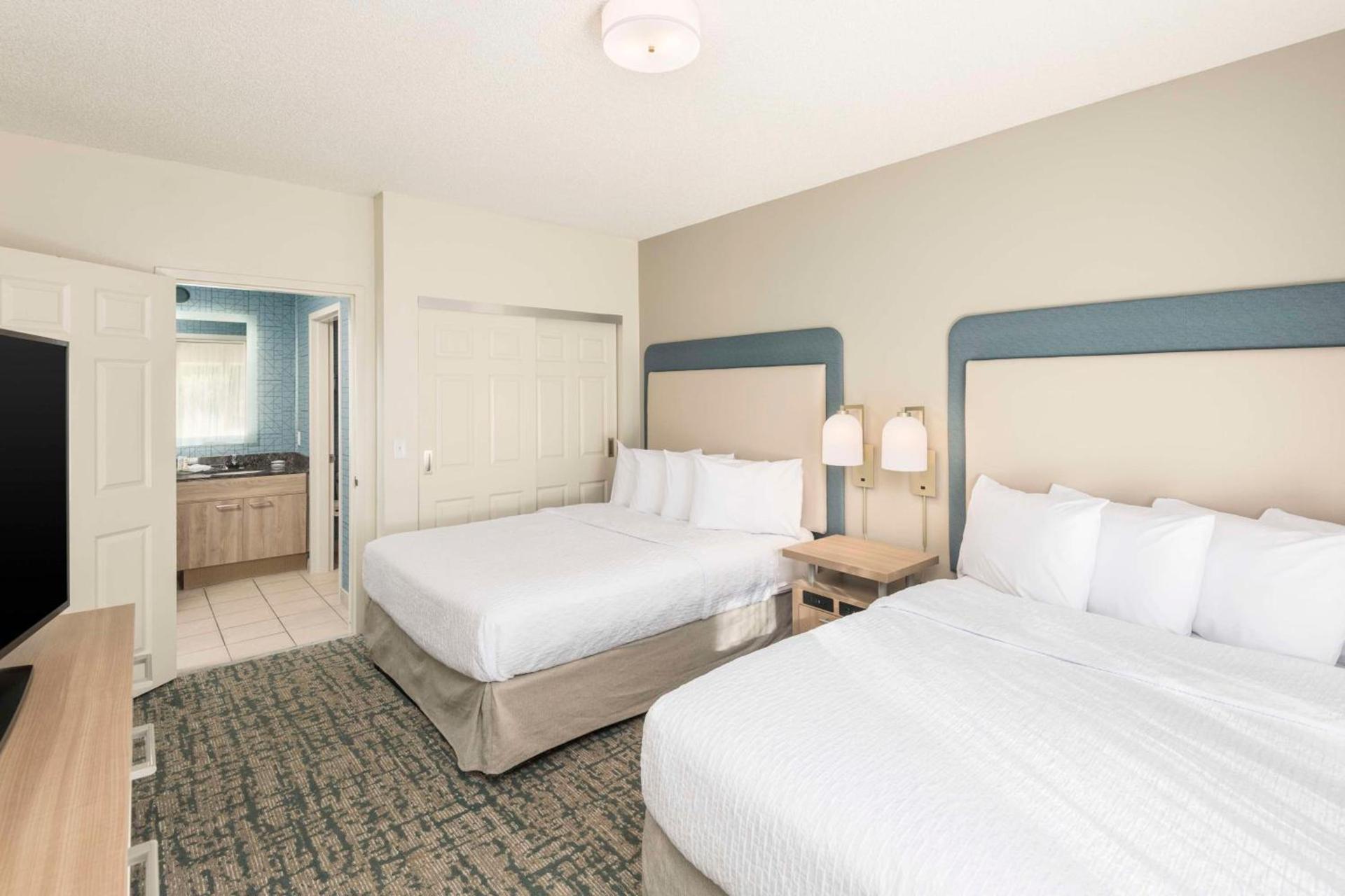 Homewood Suites Miami Airport/Blue Lagoon photo 29