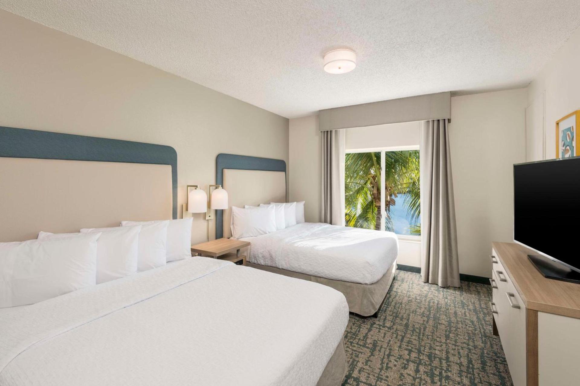 Homewood Suites Miami Airport/Blue Lagoon photo 30