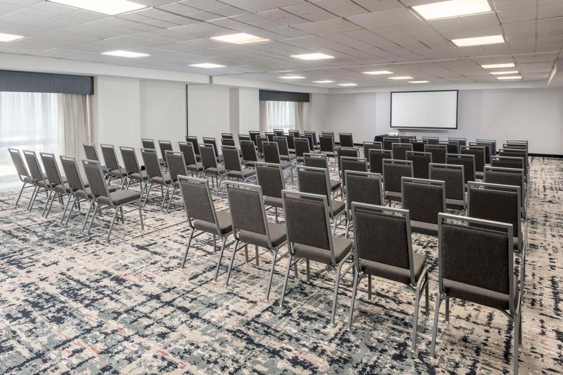 Homewood Suites Miami Airport/Blue Lagoon photo 46