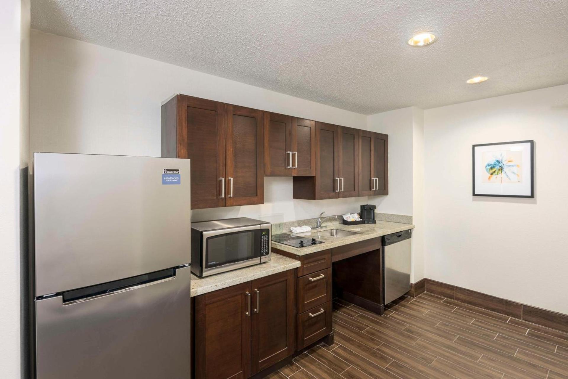 Homewood Suites Miami Airport/Blue Lagoon photo 49