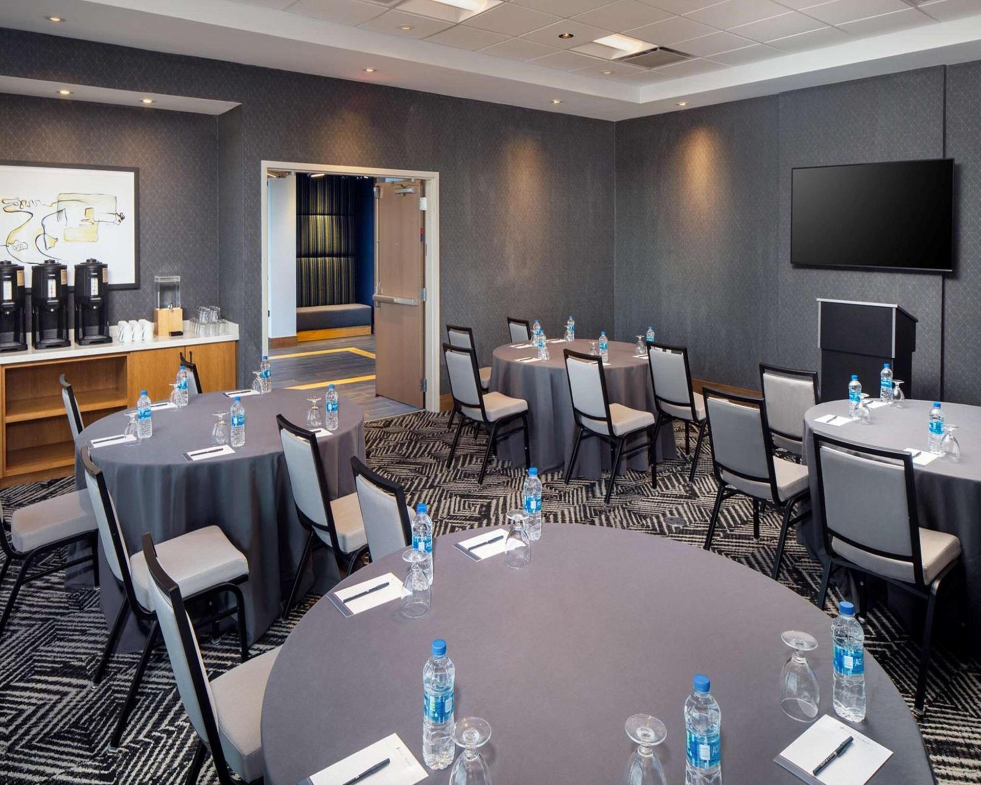 Hyatt Place Harrisonburg photo 16