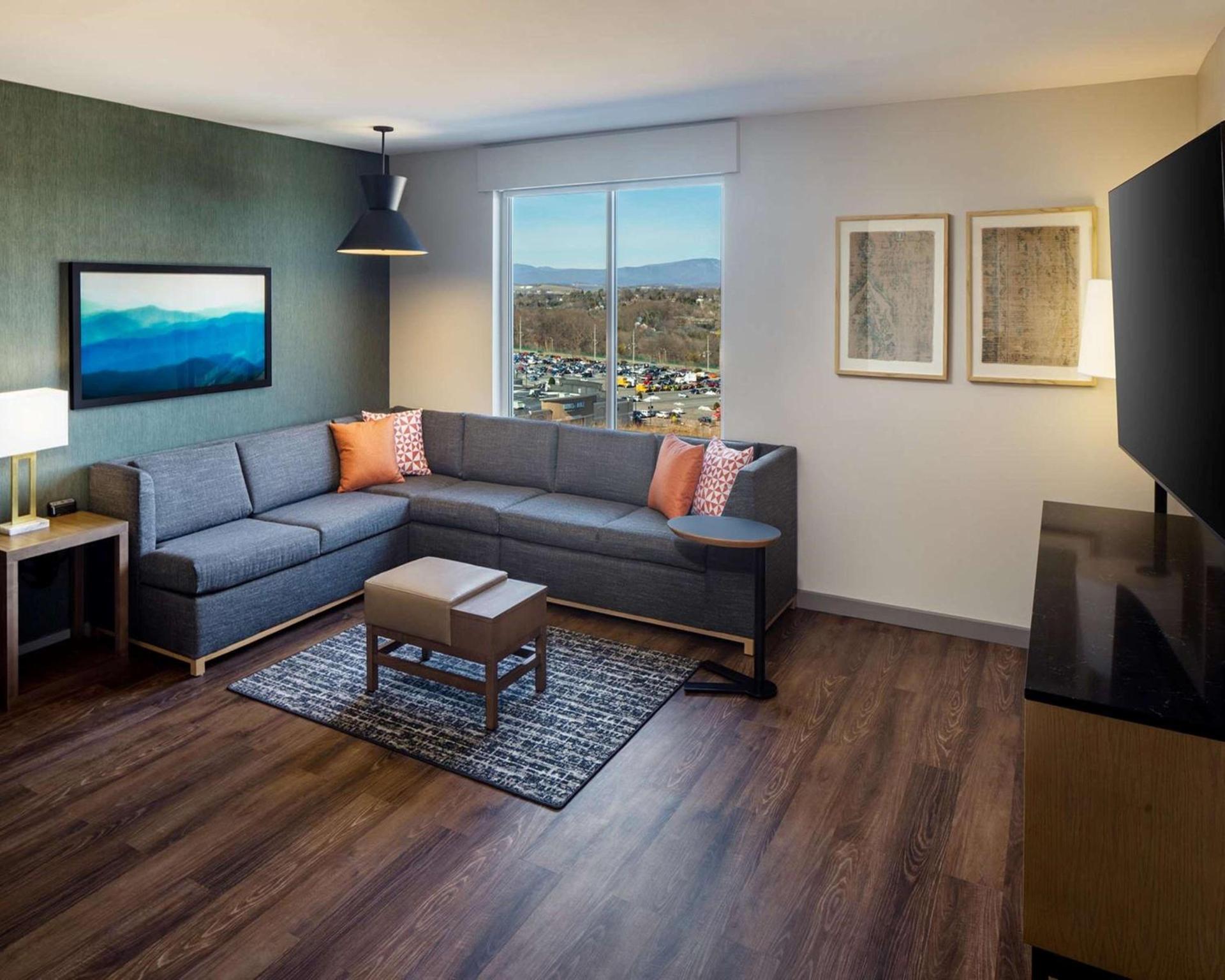 Hyatt Place Harrisonburg photo 35