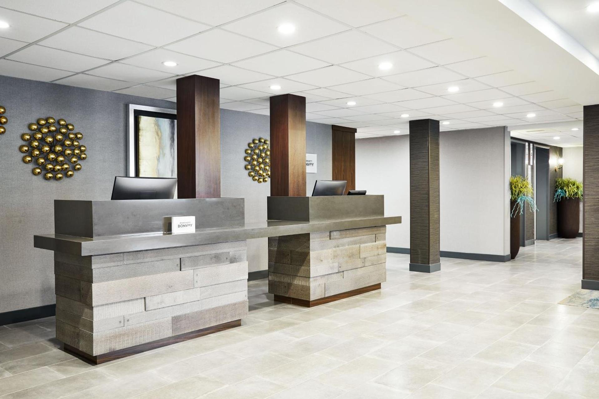 Four Points by Sheraton Chicago Westchester/Oak Brook photo 19