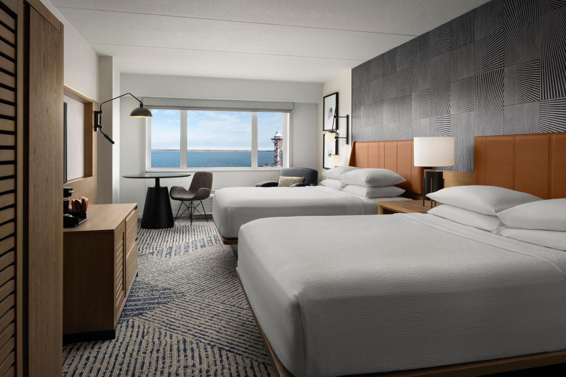 Sheraton Erie Bayfront Hotel photo 11