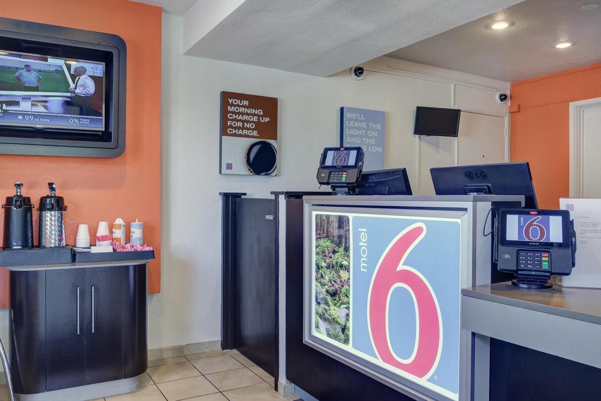 Motel 6-Eugene, OR - South Springfield photo 35