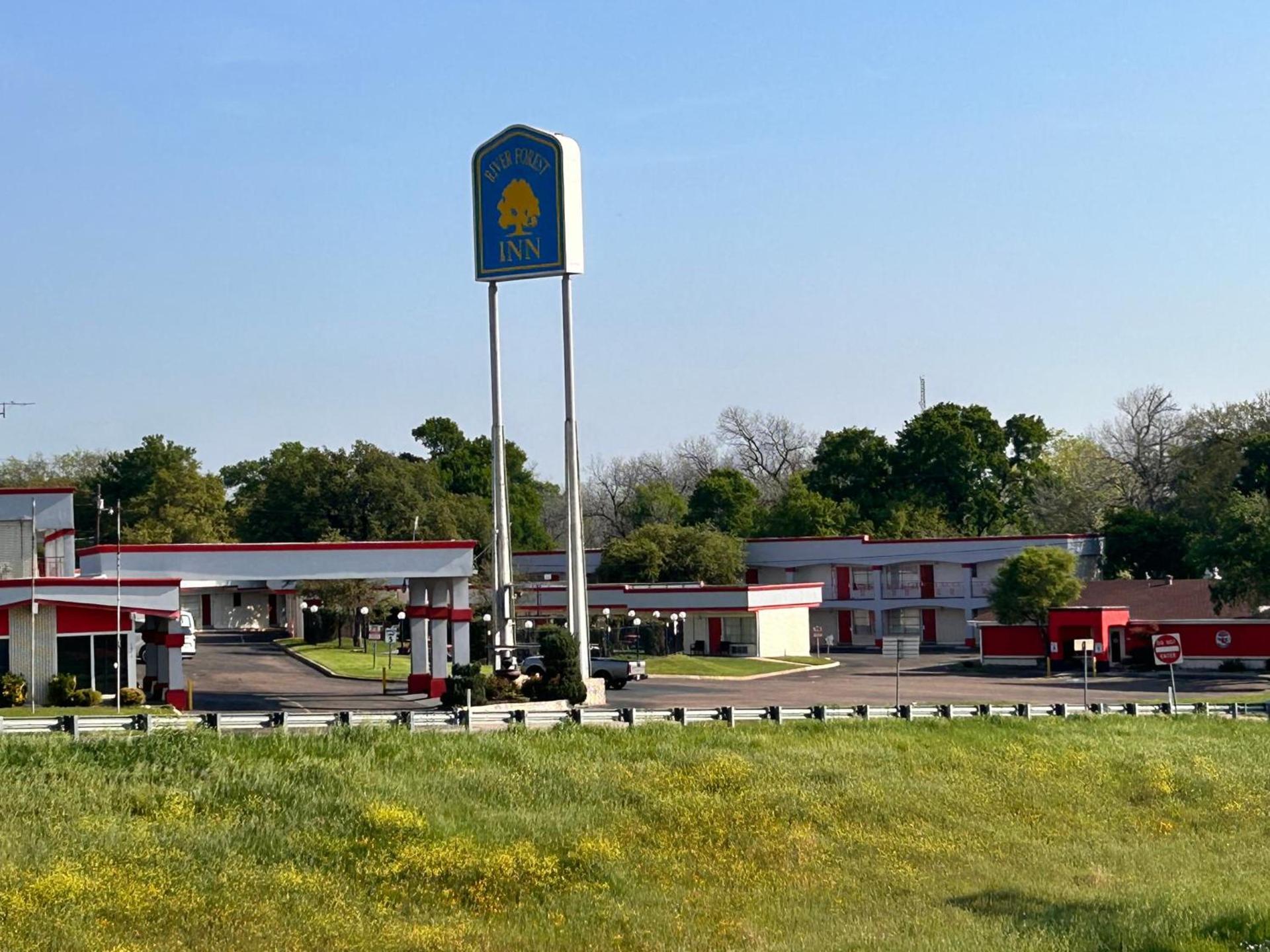 River Forest Inn — hotel in Belton
