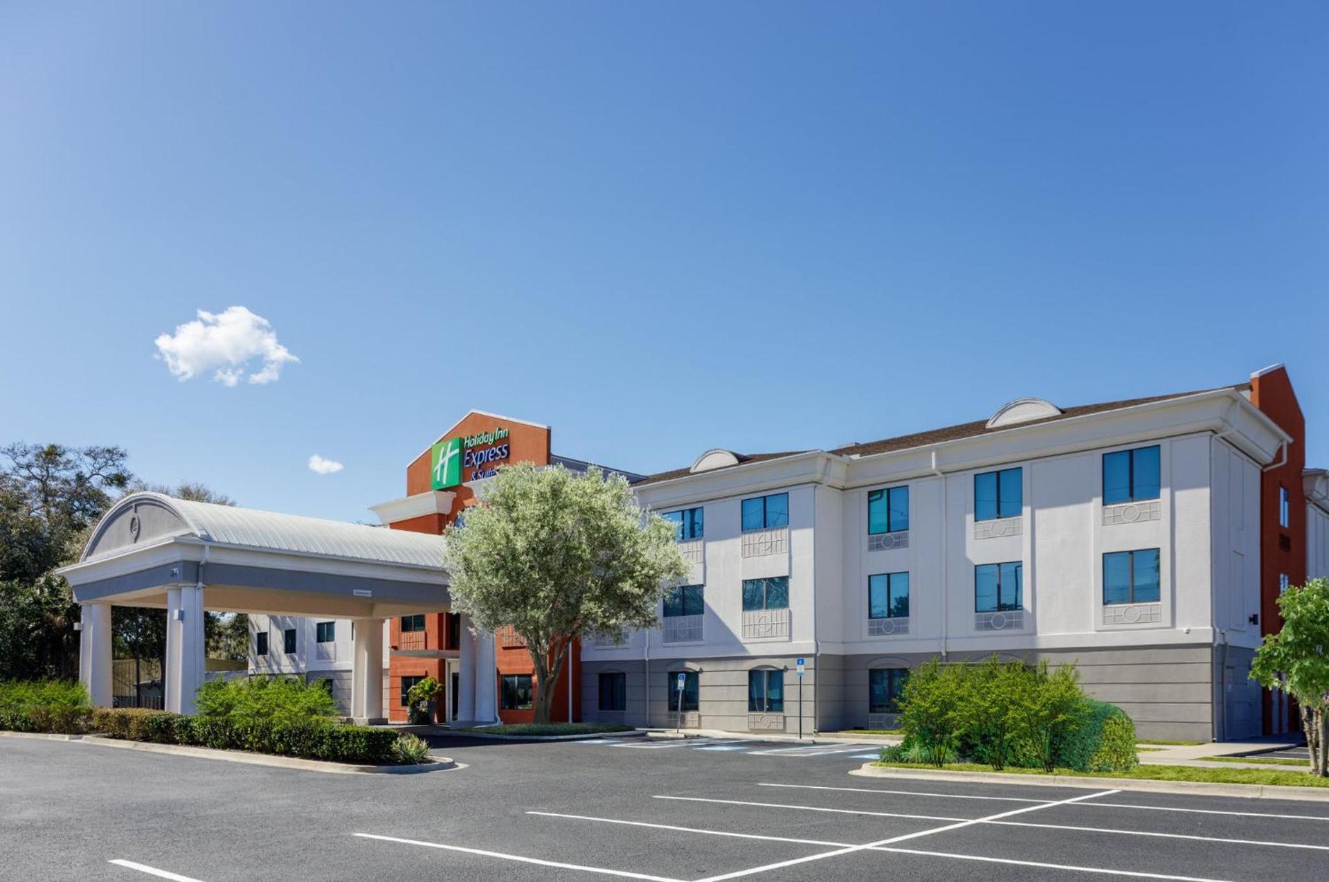 Holiday Inn Express & Suites Jacksonville - Atlantic Beach by IHG photo 1