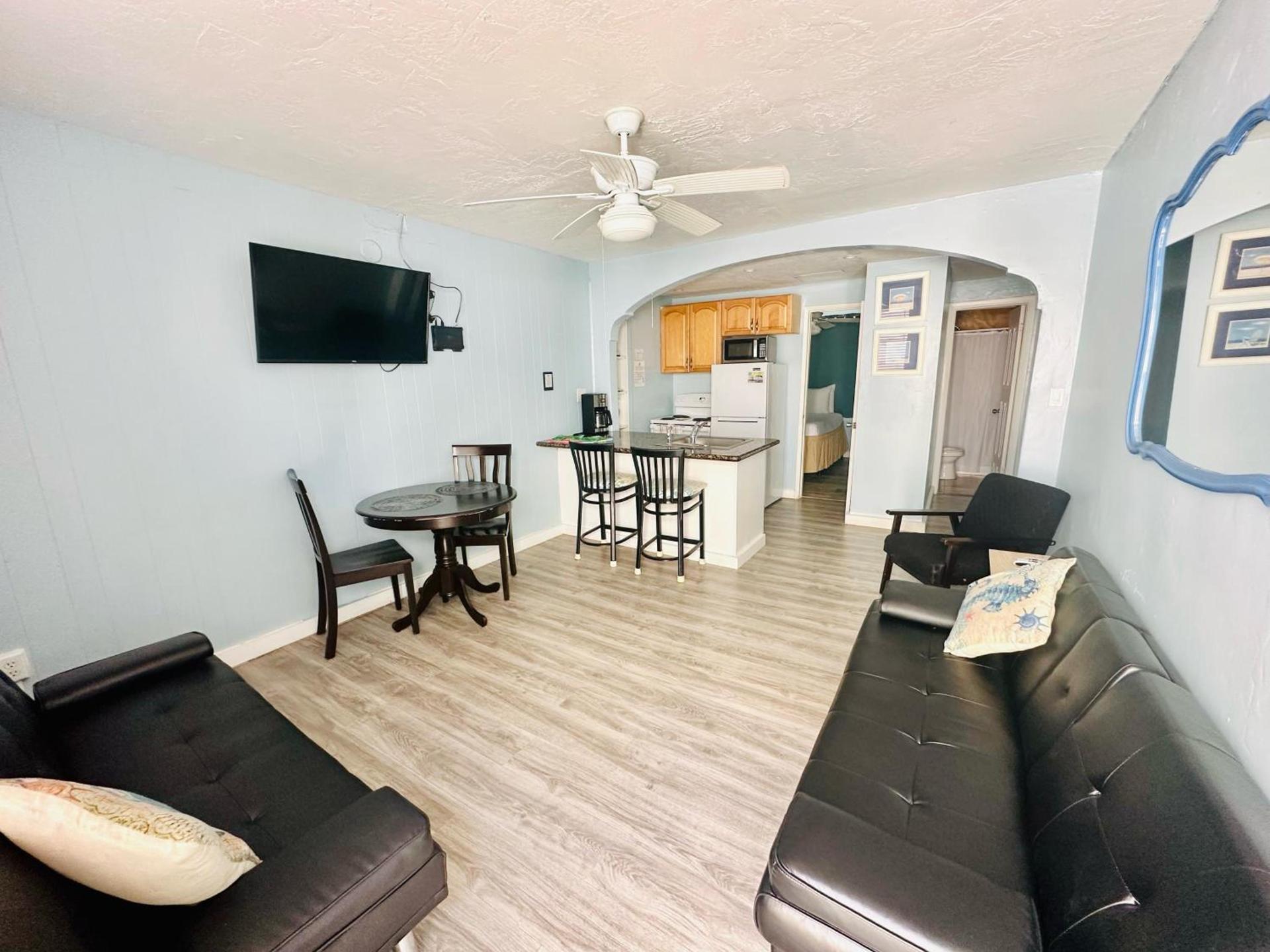 St Maurice Beach Inn photo 25