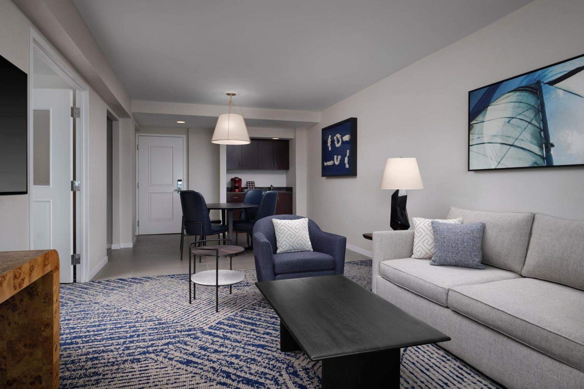 Sheraton Erie Bayfront Hotel photo 22