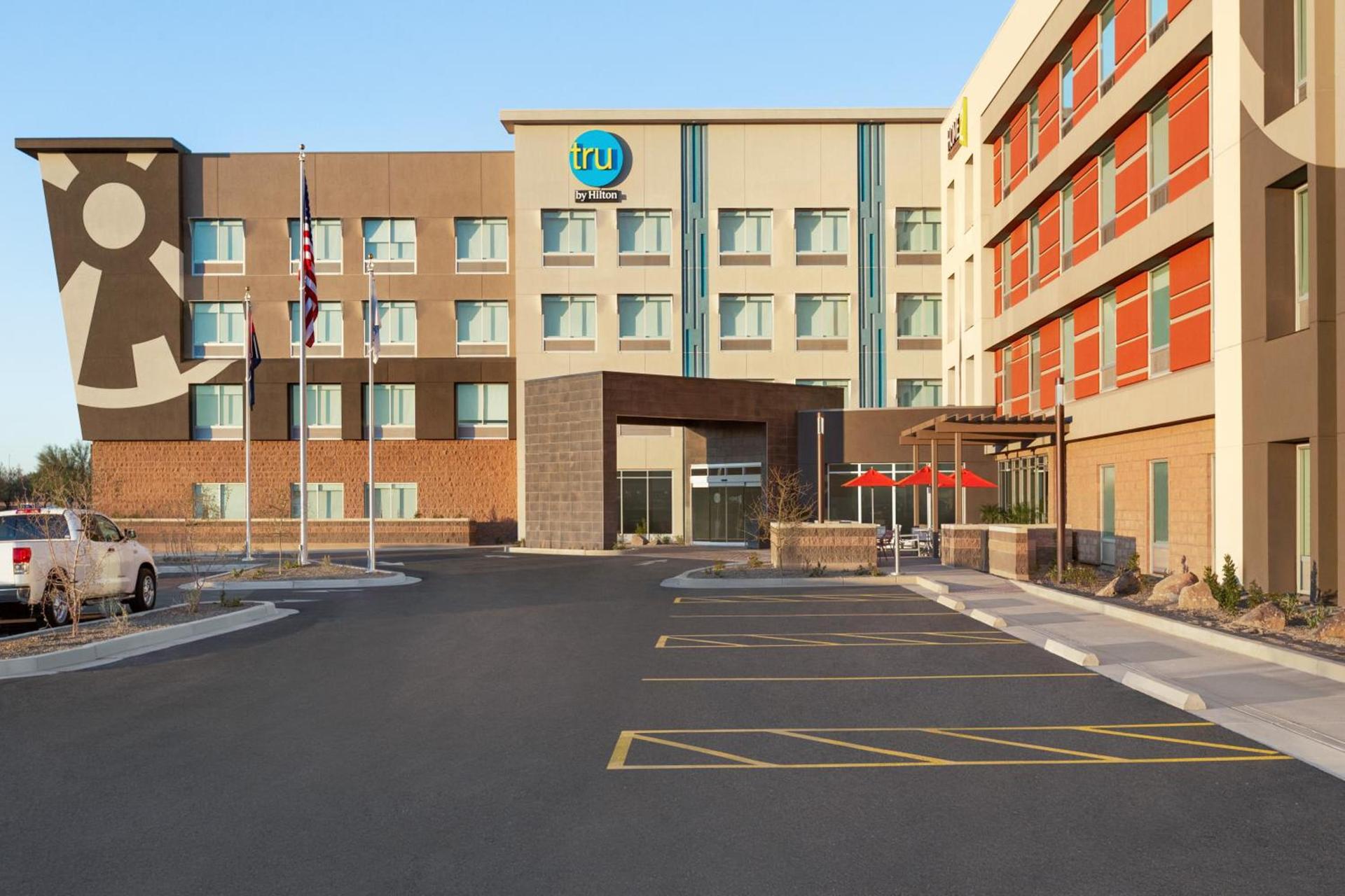 Tru By Hilton Scottsdale Salt River photo 1