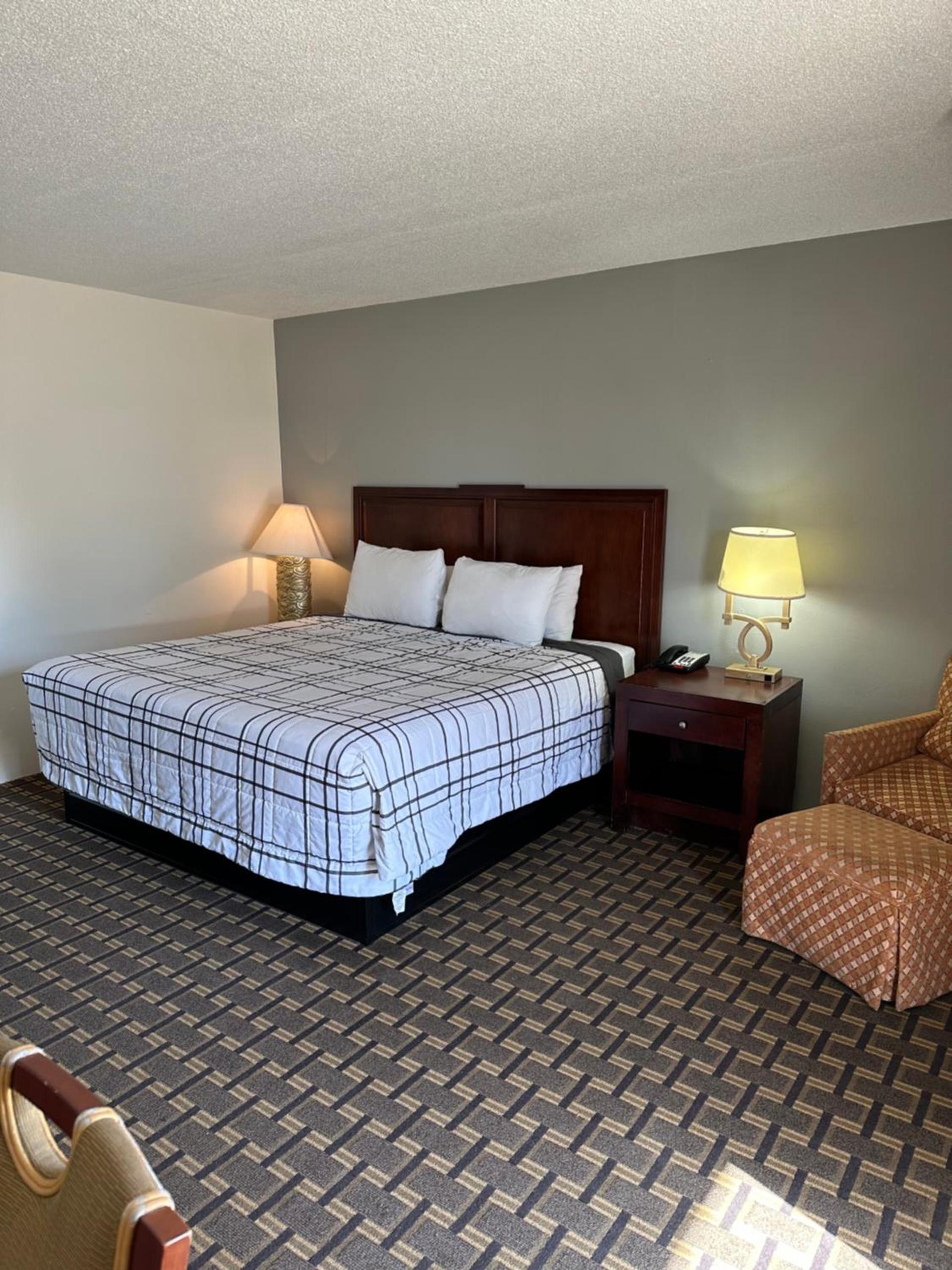 Budget Inn Motel photo 8