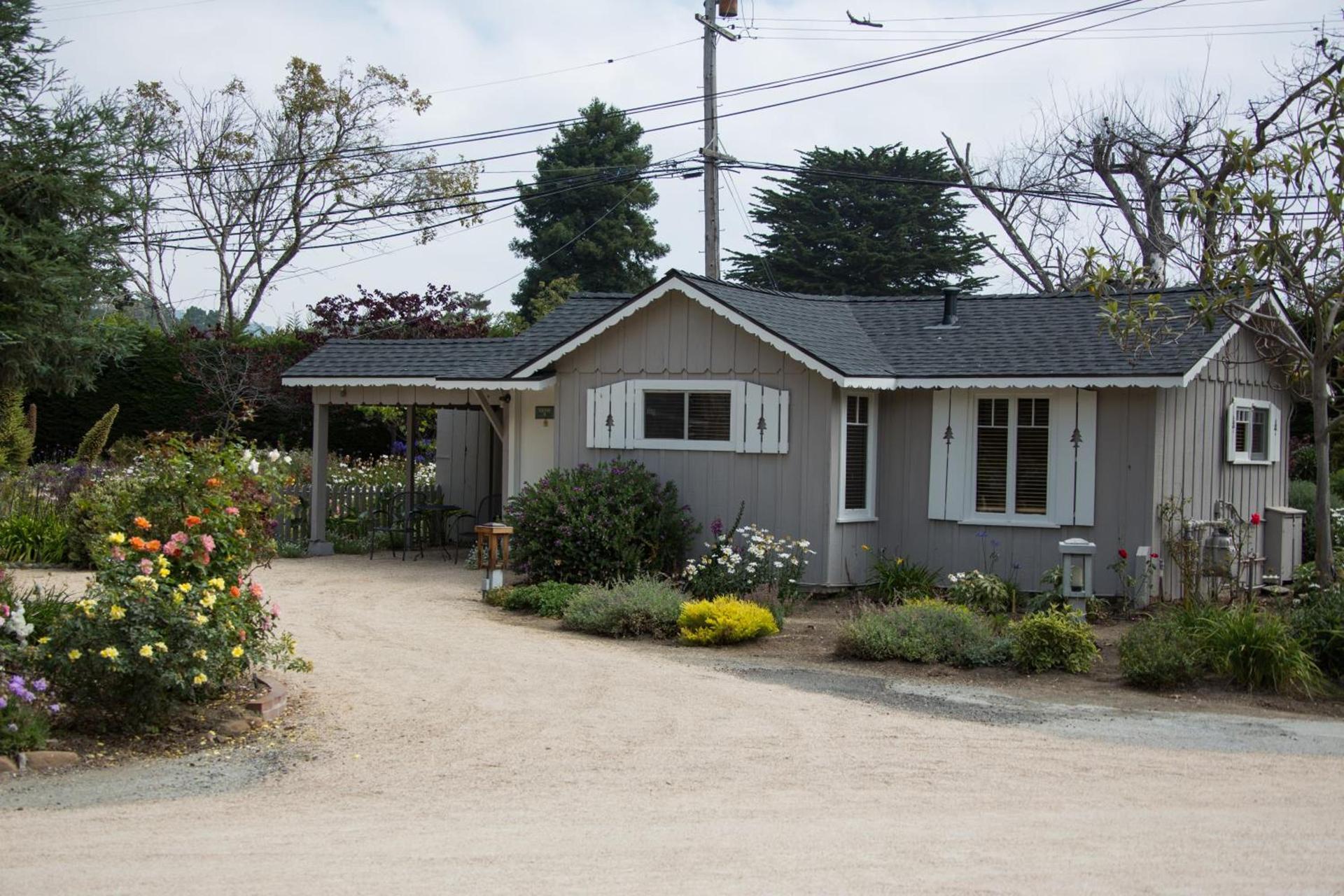 Carmel River Inn & Cottages photo 59
