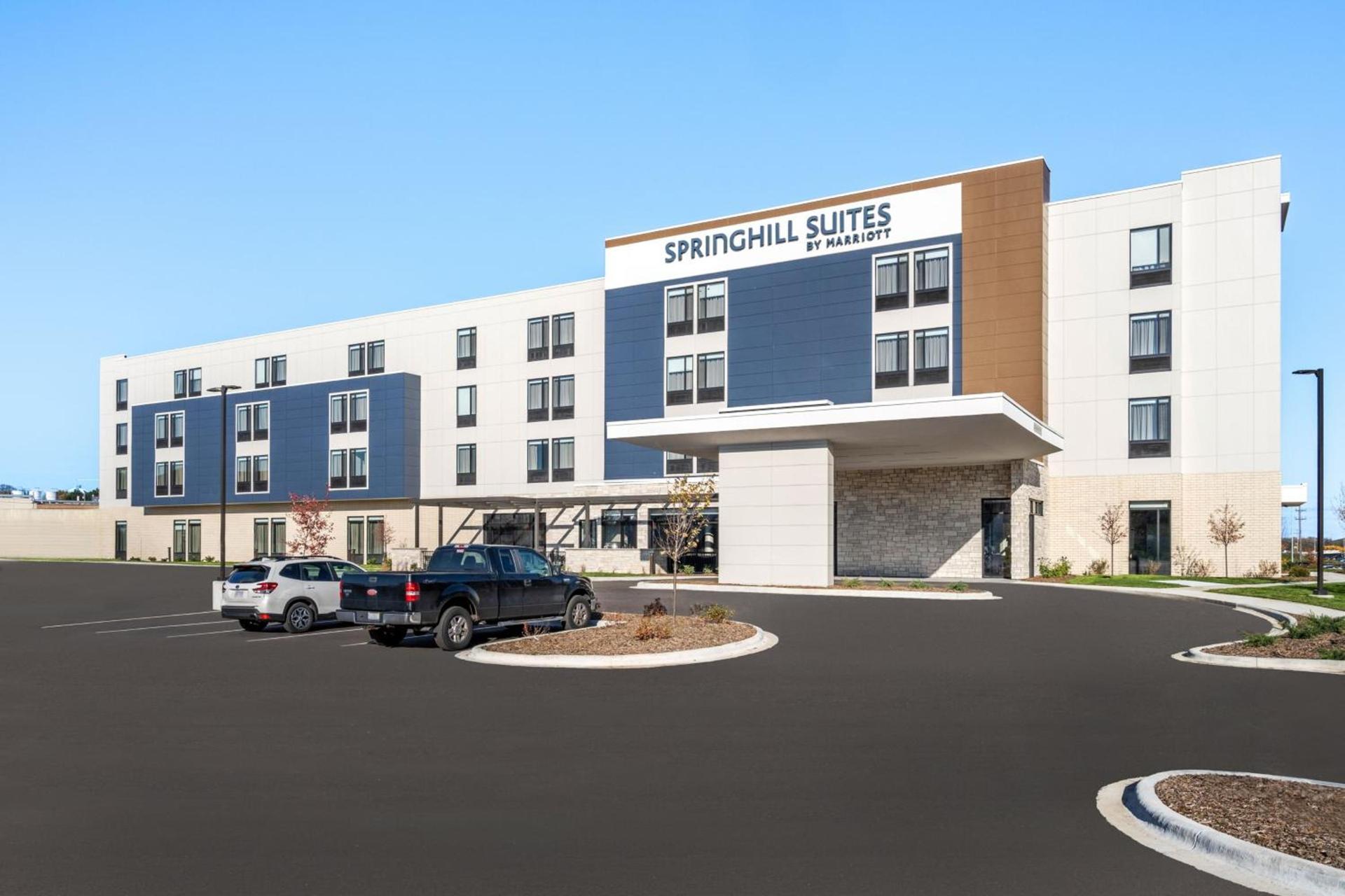 SpringHill Suites by Marriott Menomonee Falls photo 1