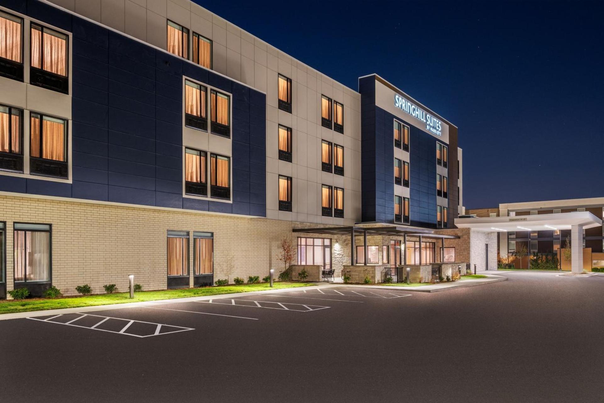 SpringHill Suites by Marriott Menomonee Falls photo 22